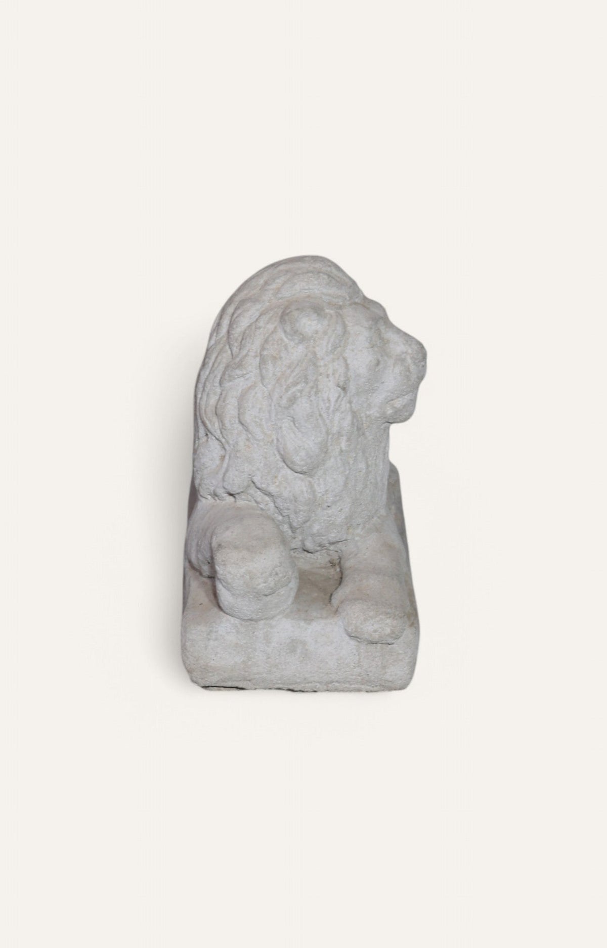 Lion Sculpture Set