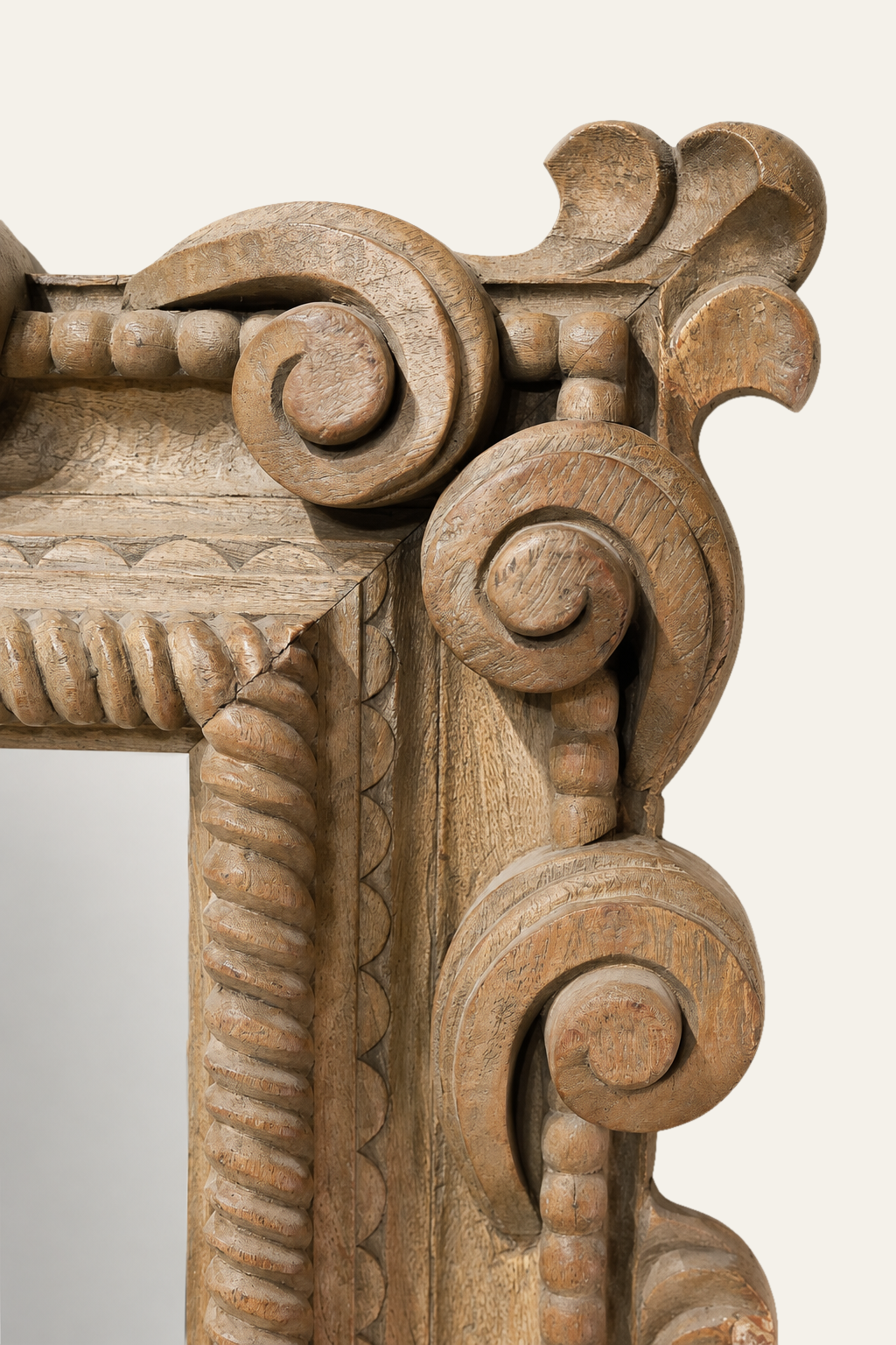 Baroque Style Carved Scroll Wall Mirror for Entryway Walls