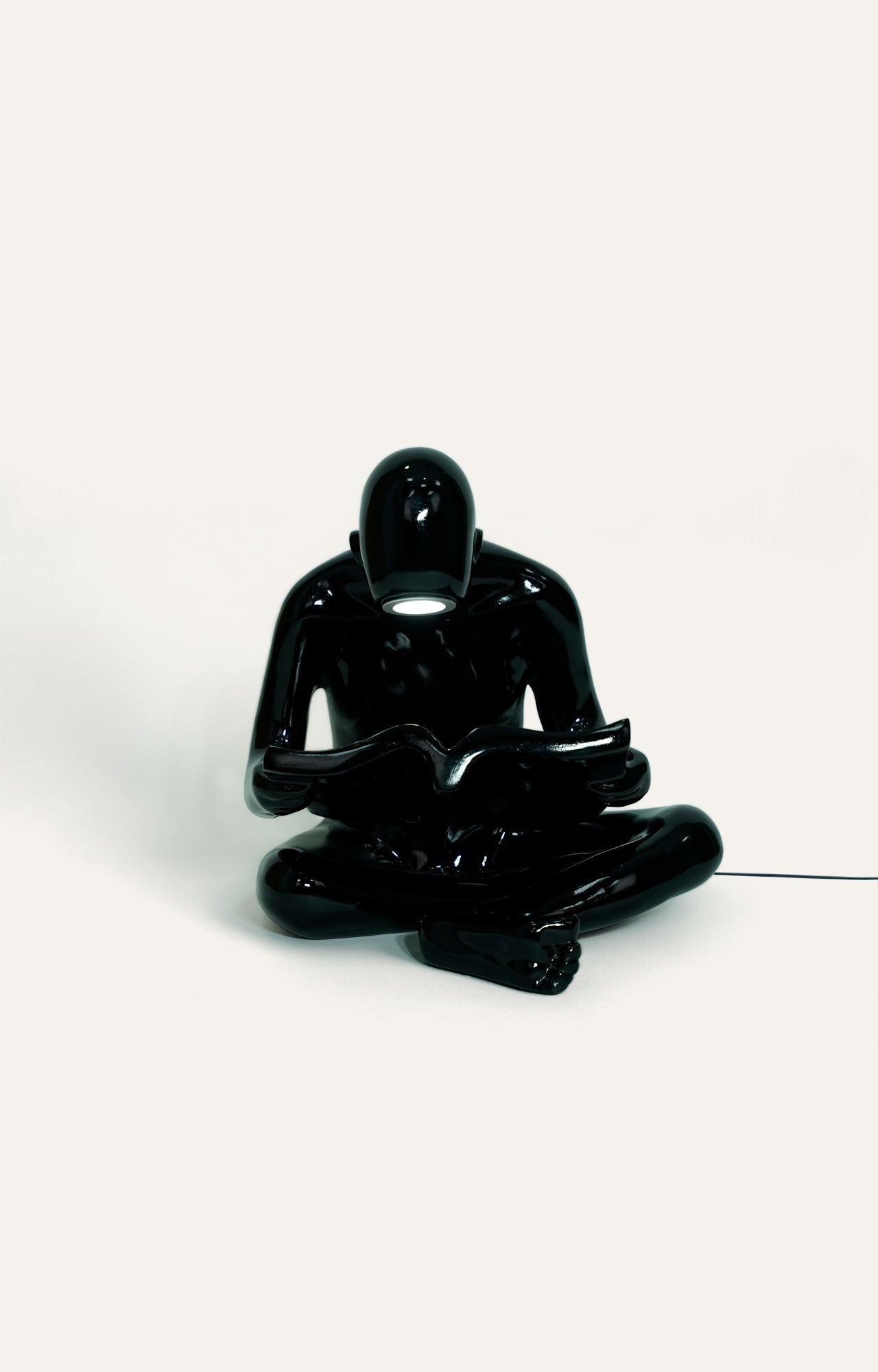 Man_with_a_reading_light_6