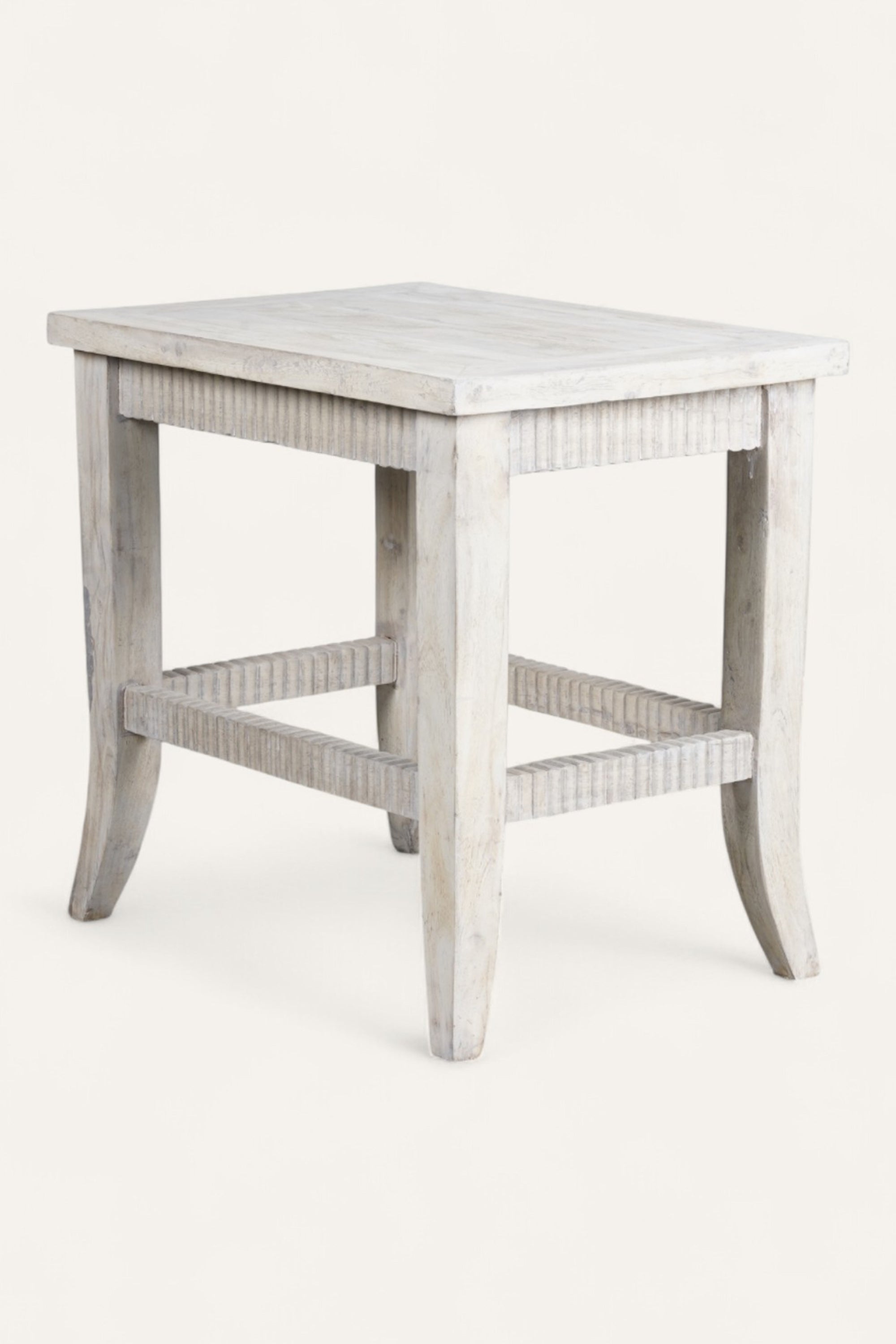 Minimalist Aura Side Table