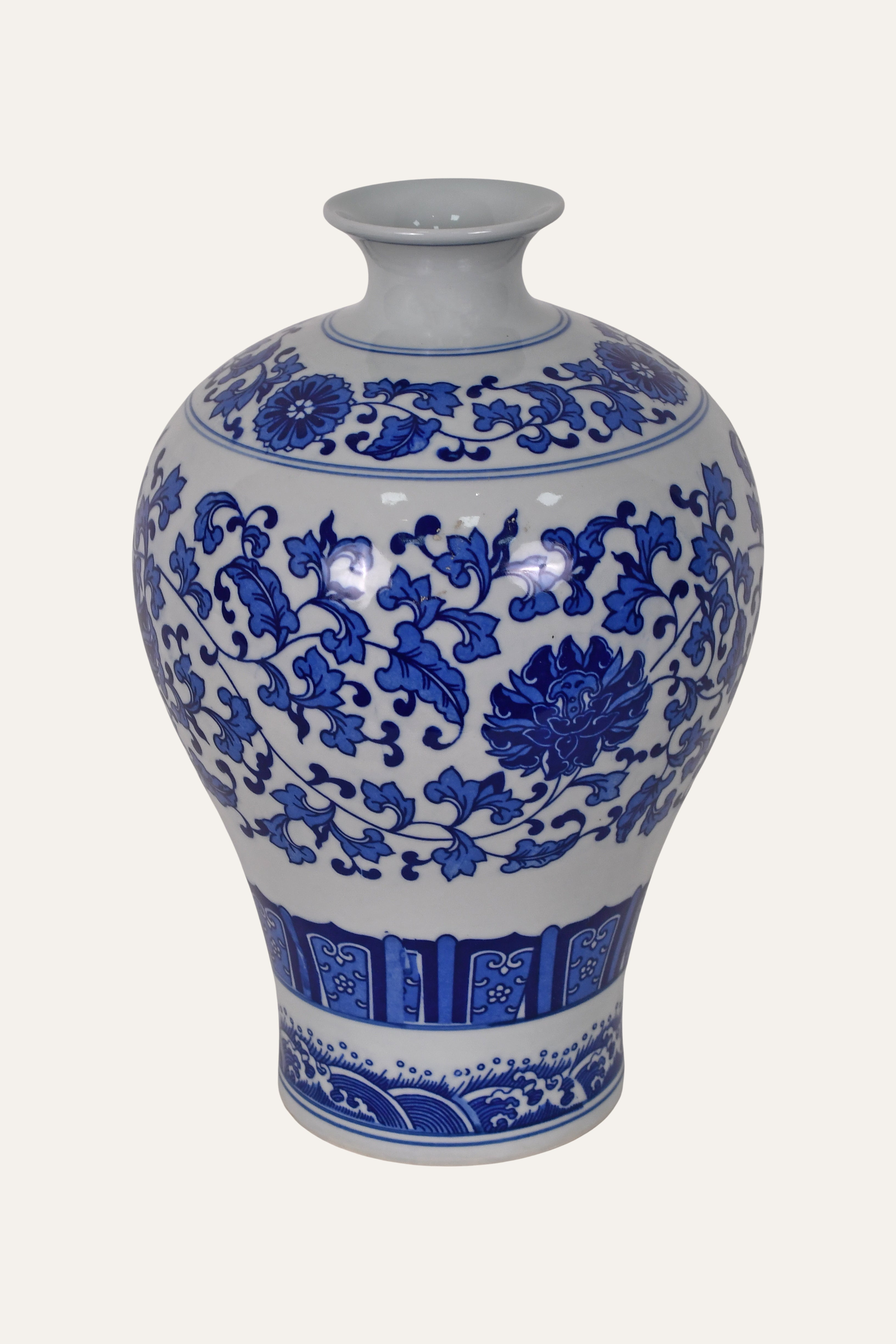 Porcelain Chinoiserie Urn Vase