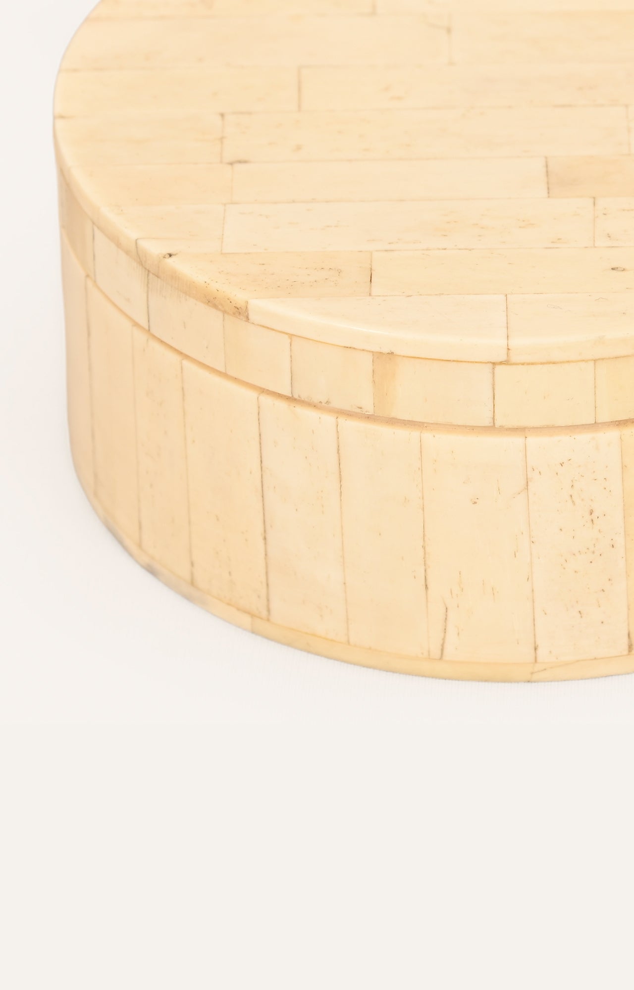 Round Camel Bone Decorative Box_5