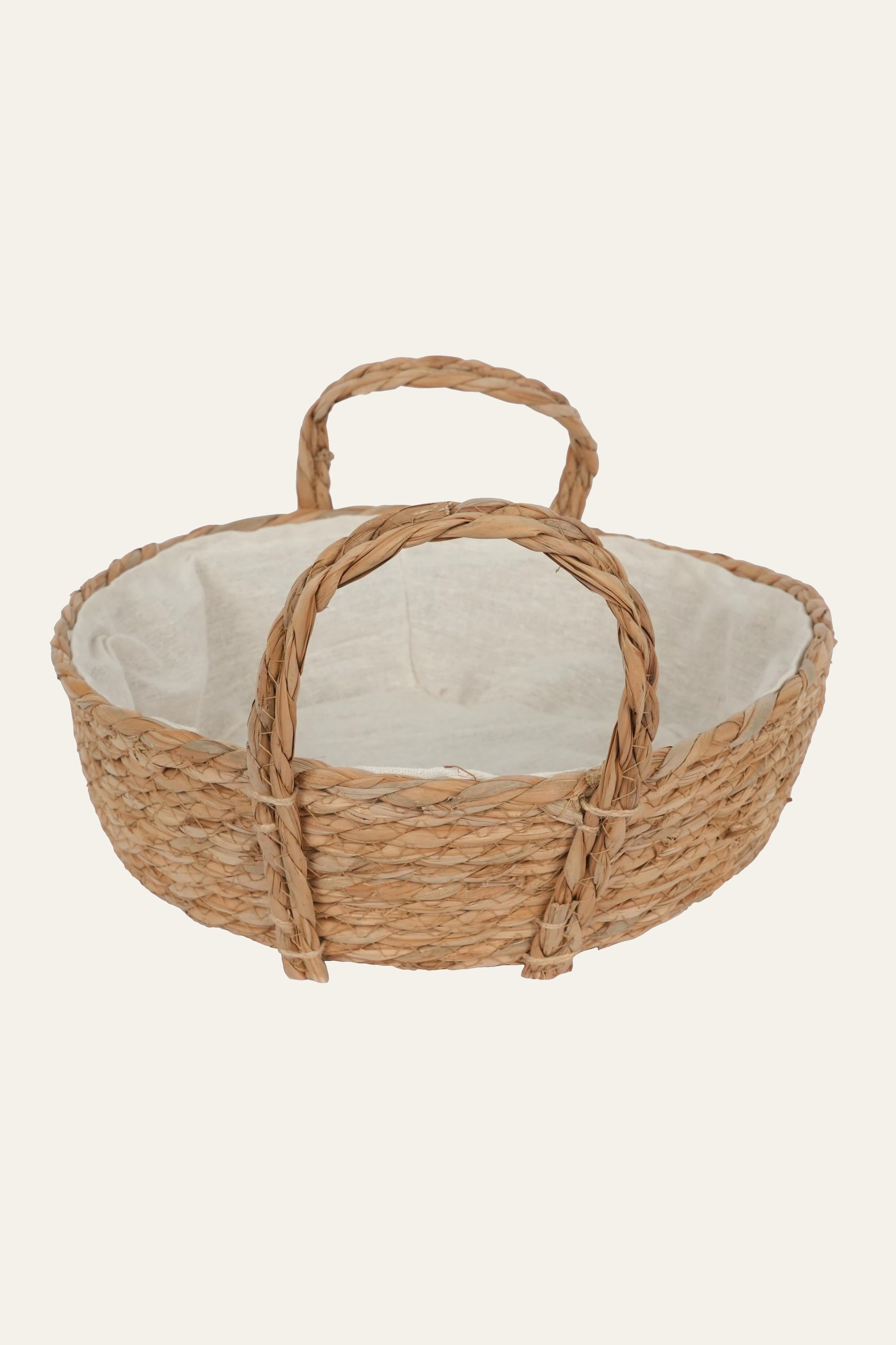 Round storage basket with fabric liner for home organization