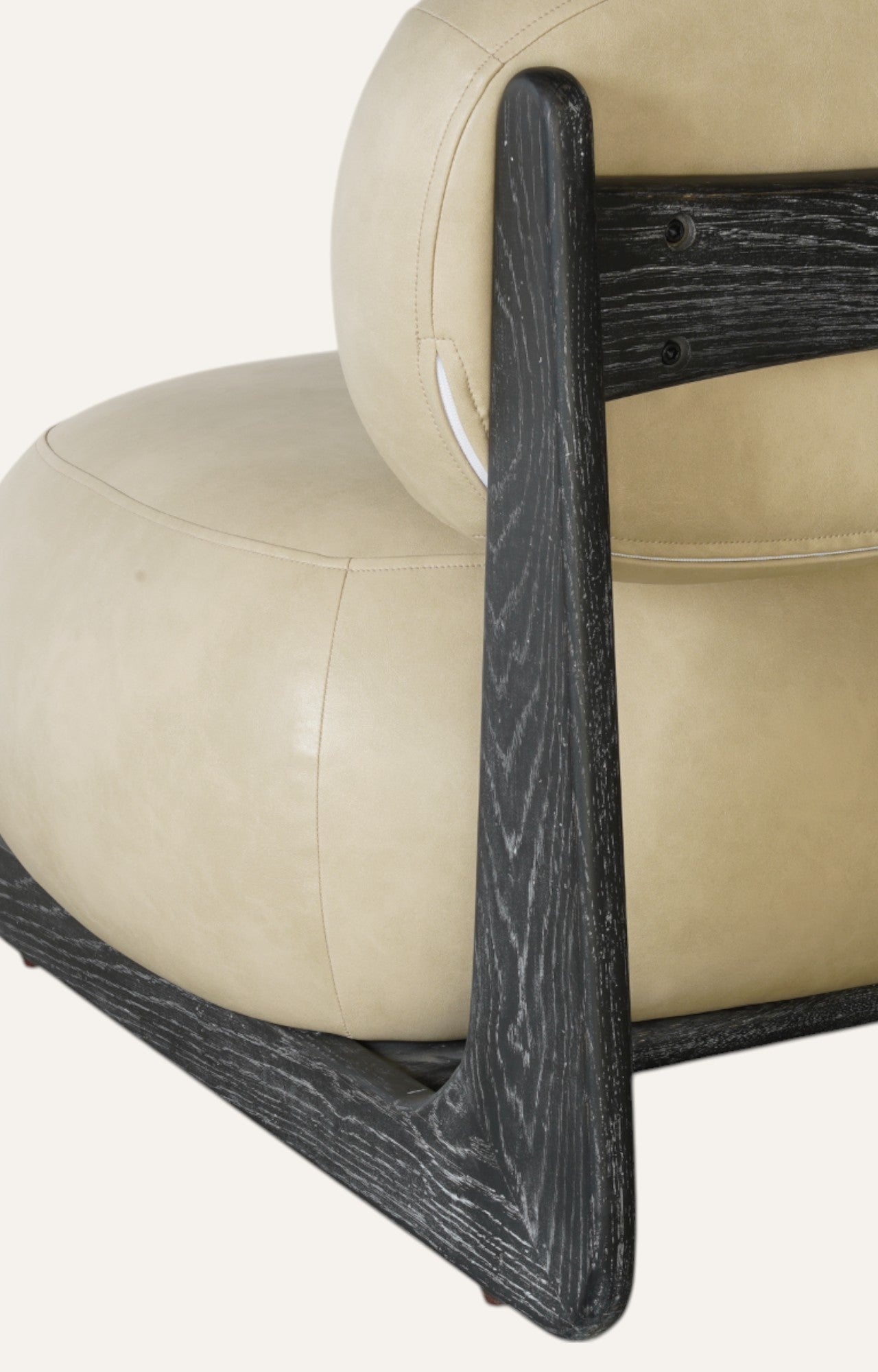 leather chair with wooden frame