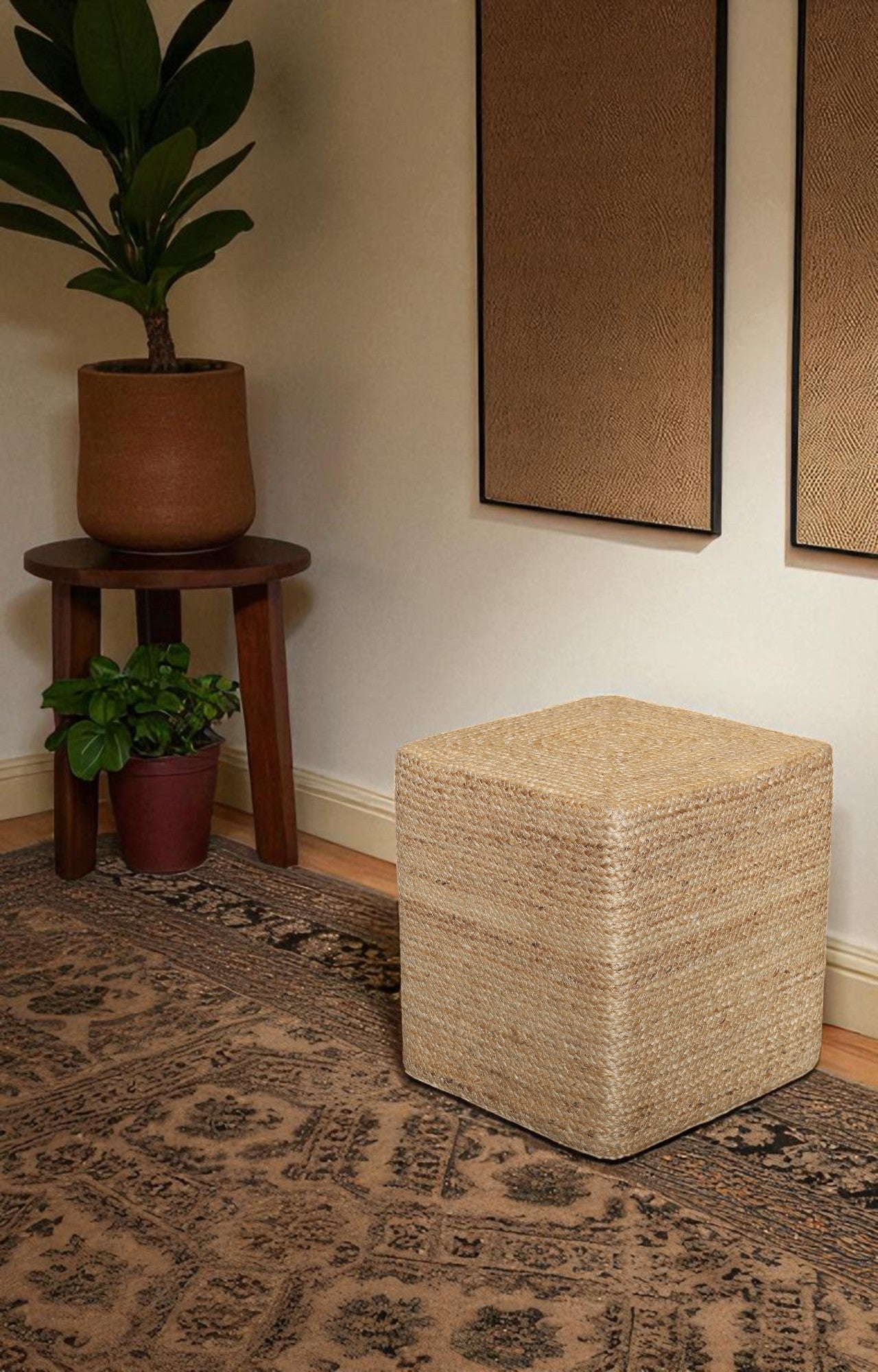 Jute Pouf