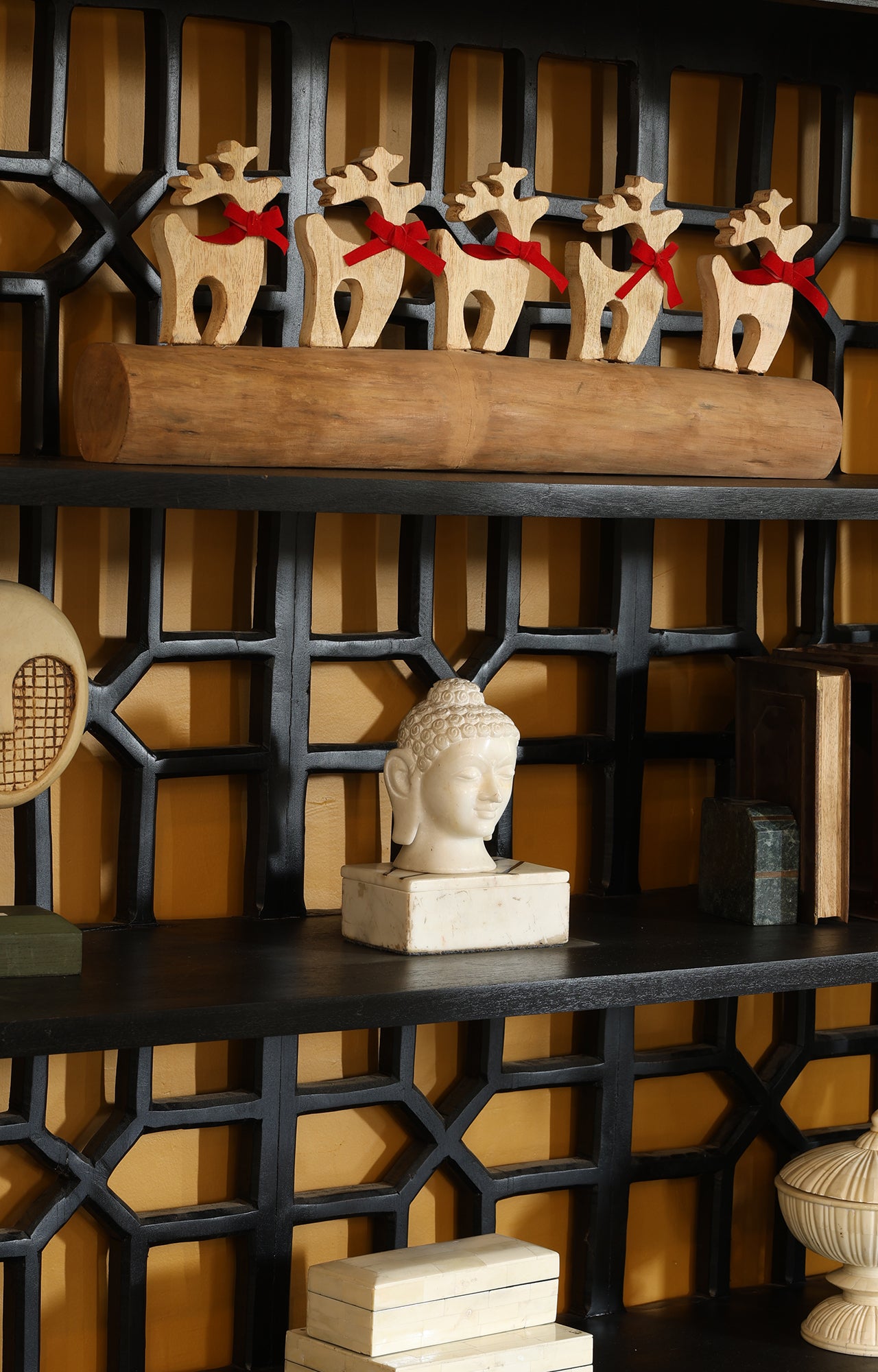 Wooden Reindeer Décor