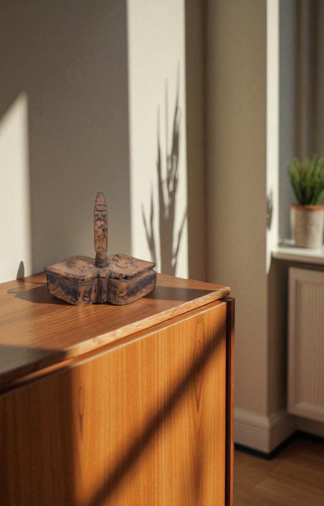Tribal Petal Shaped Wooden Tikka Box