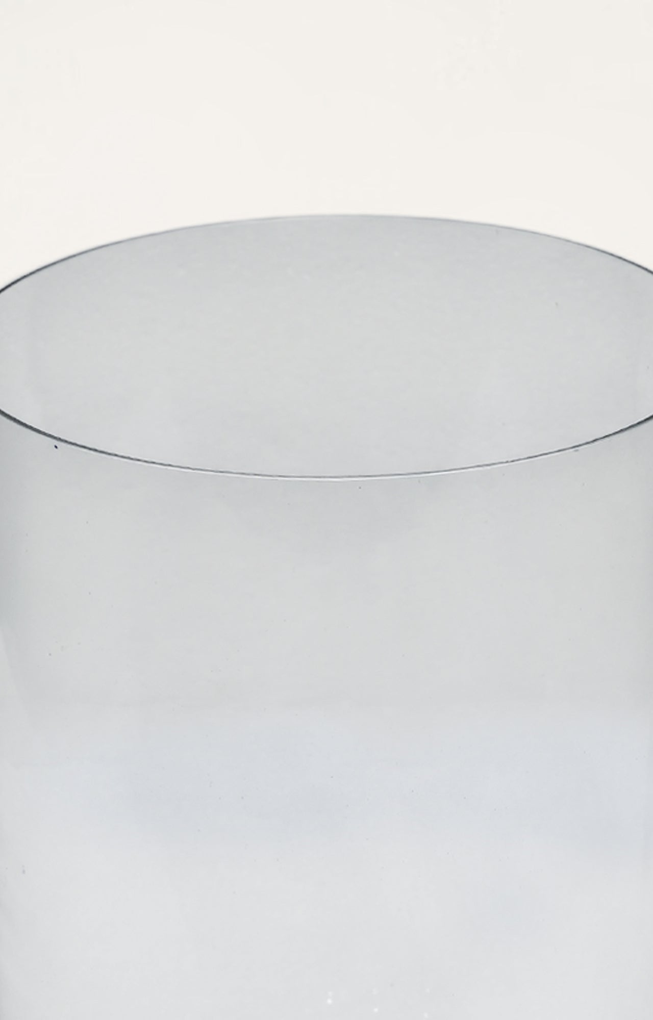 Round Shape Broad Glass Vase