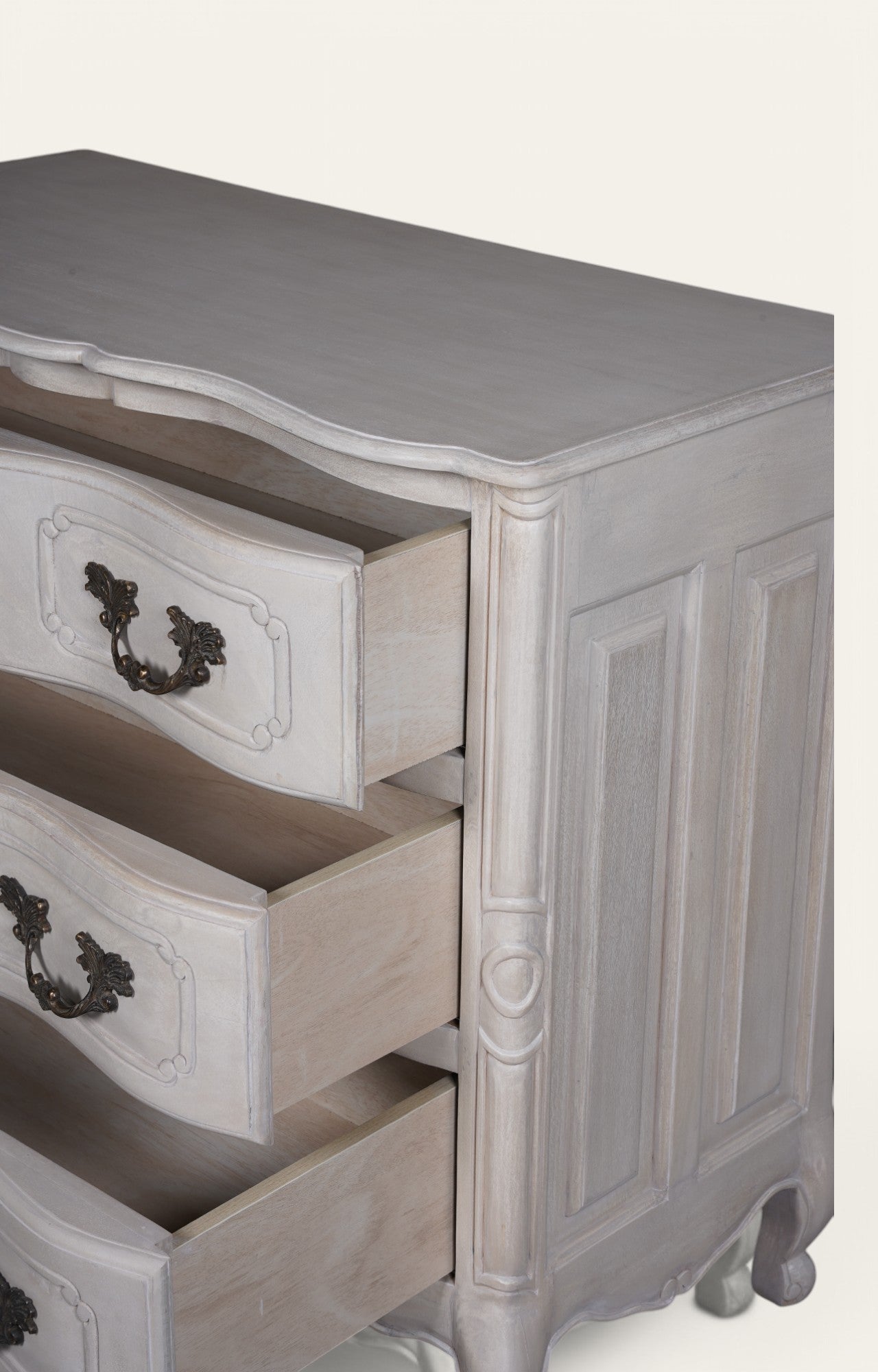 French Provincial Chest of Drawers