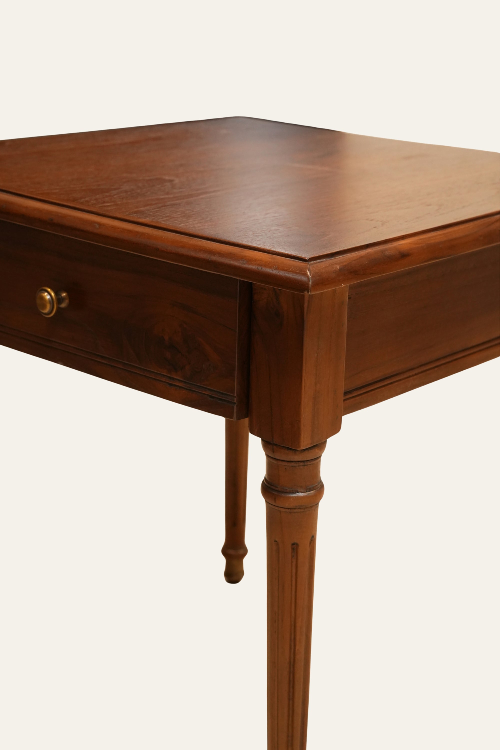 Compact Wooden Bedside Table with Storage Drawer