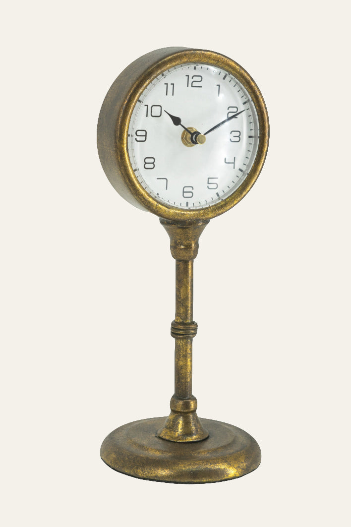 Decorative Vintage Metal Clock for Modern Interiors