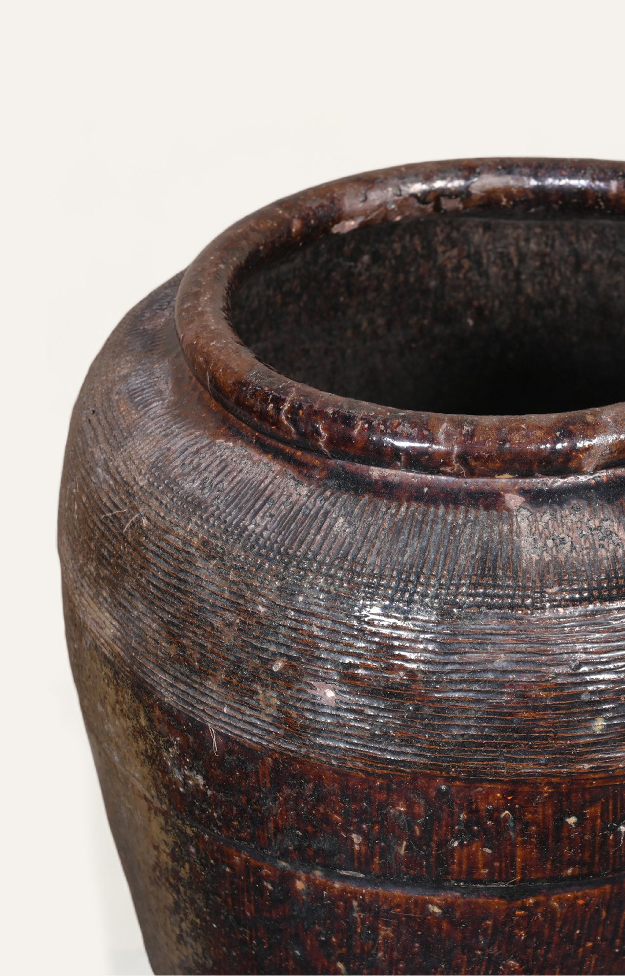 Vintage Wooden decorative vase_2