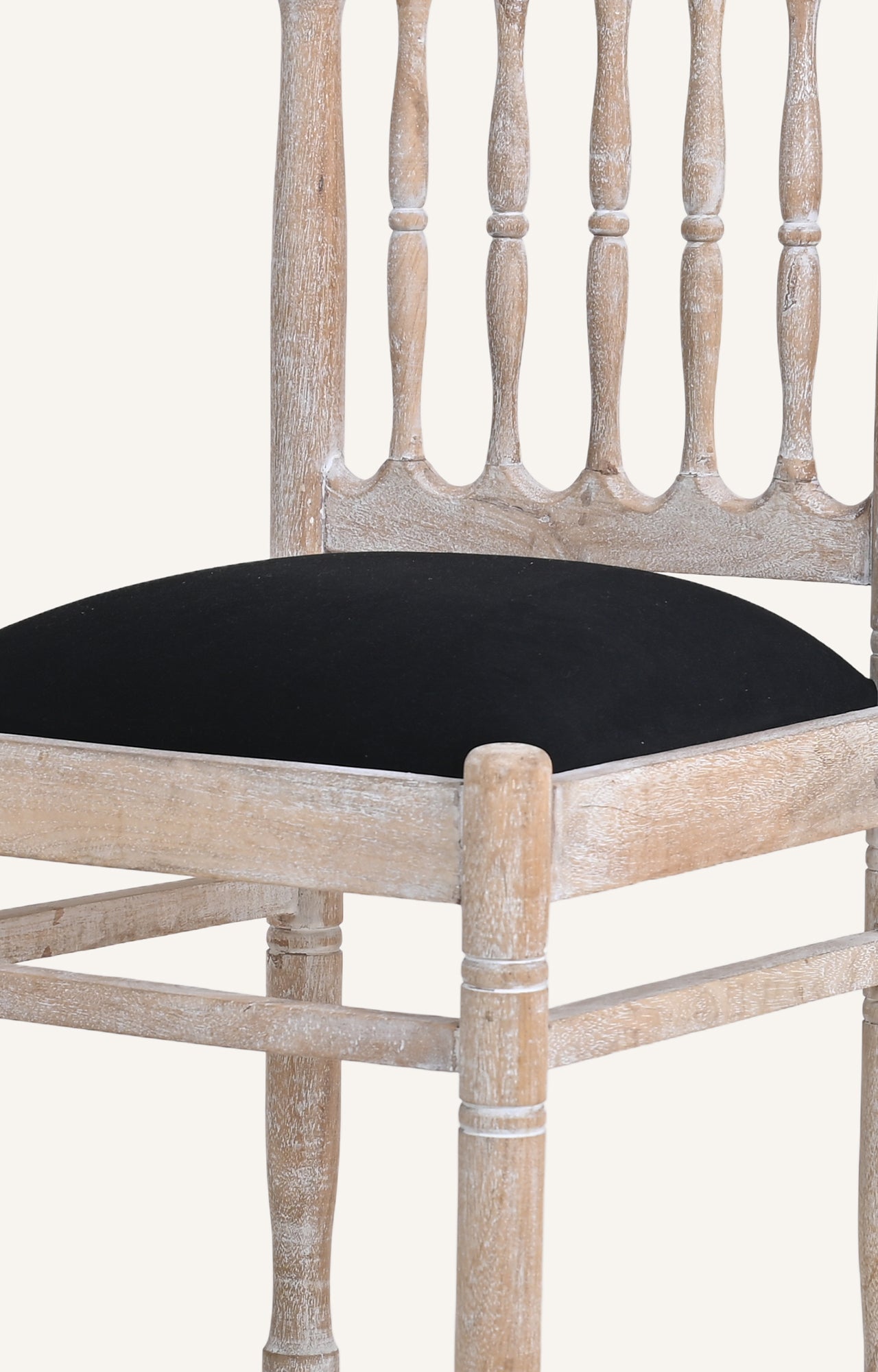 Vintage dining chair_detailed