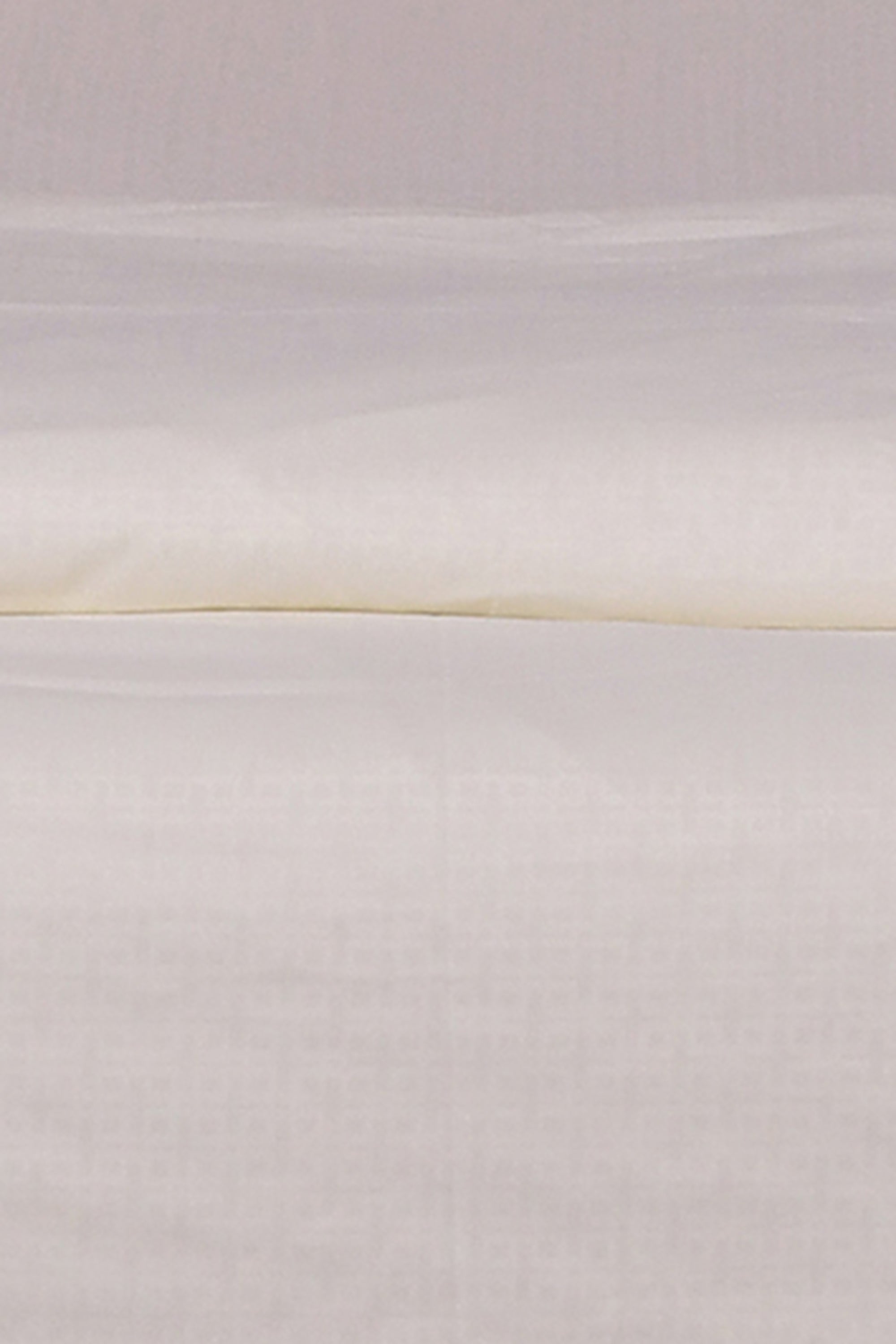 White Bedding Set with Quilt