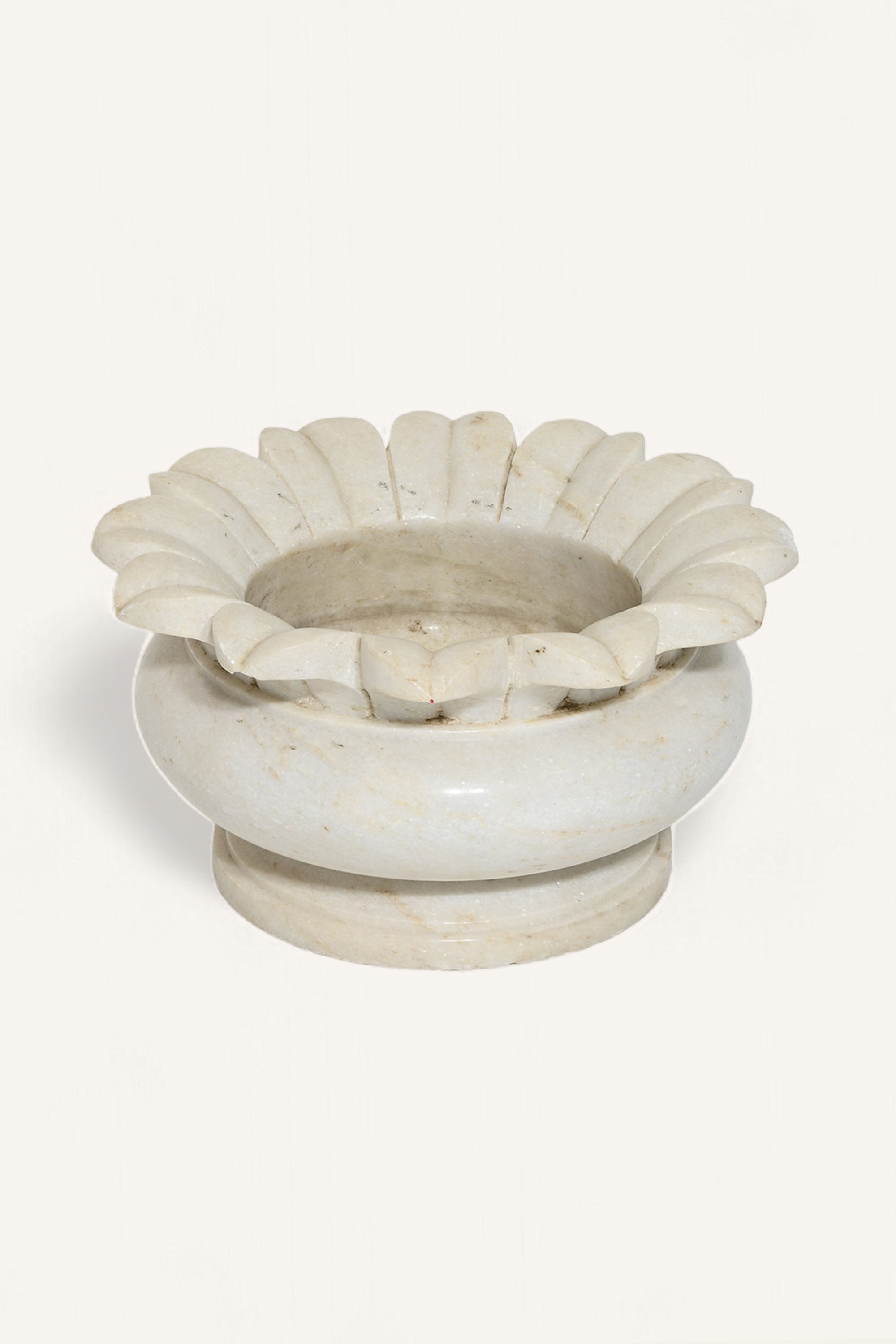 Durable White Marble Lotus planter for Garden