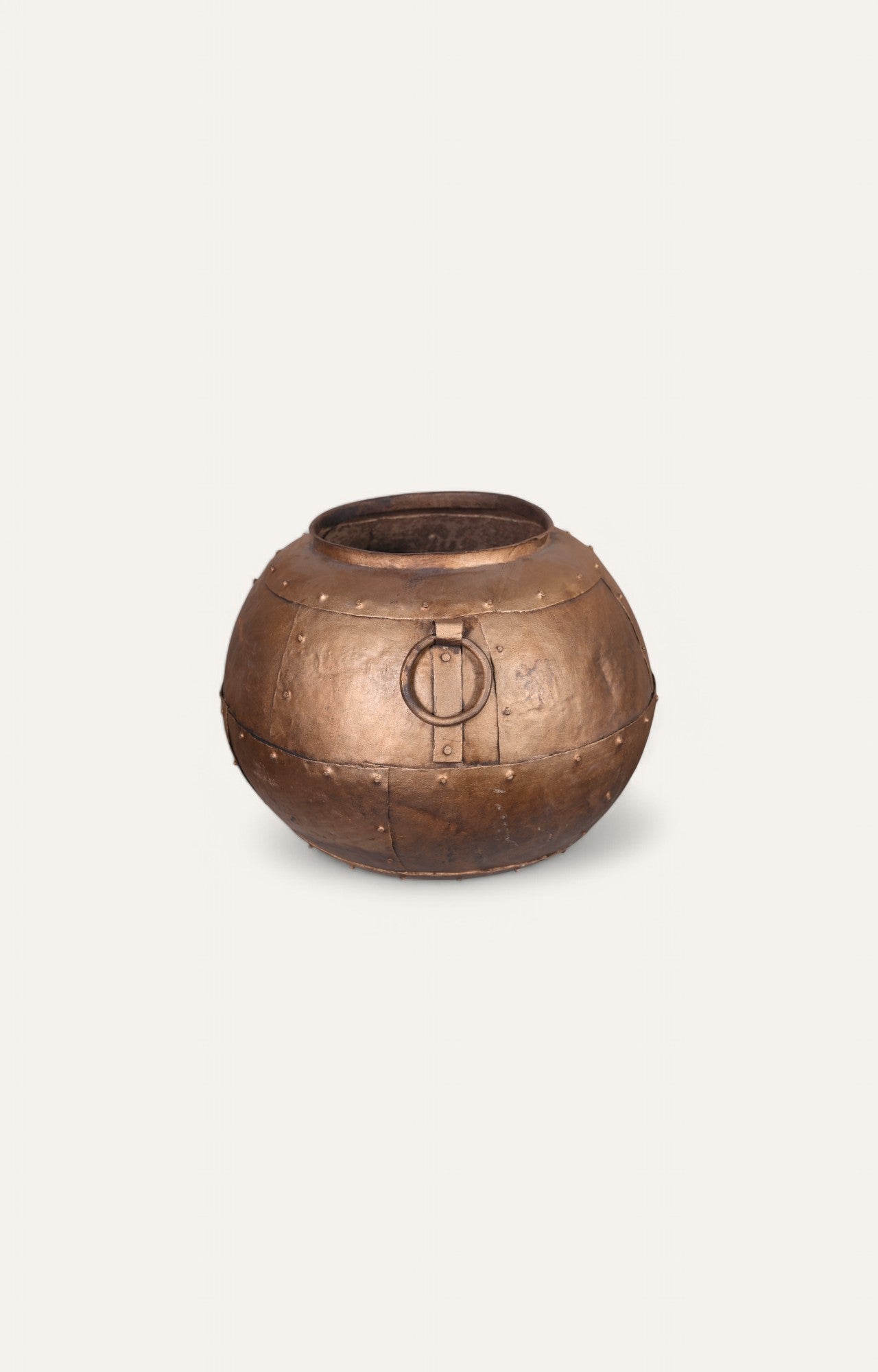 Antique Brass Finish Round Metal Pot