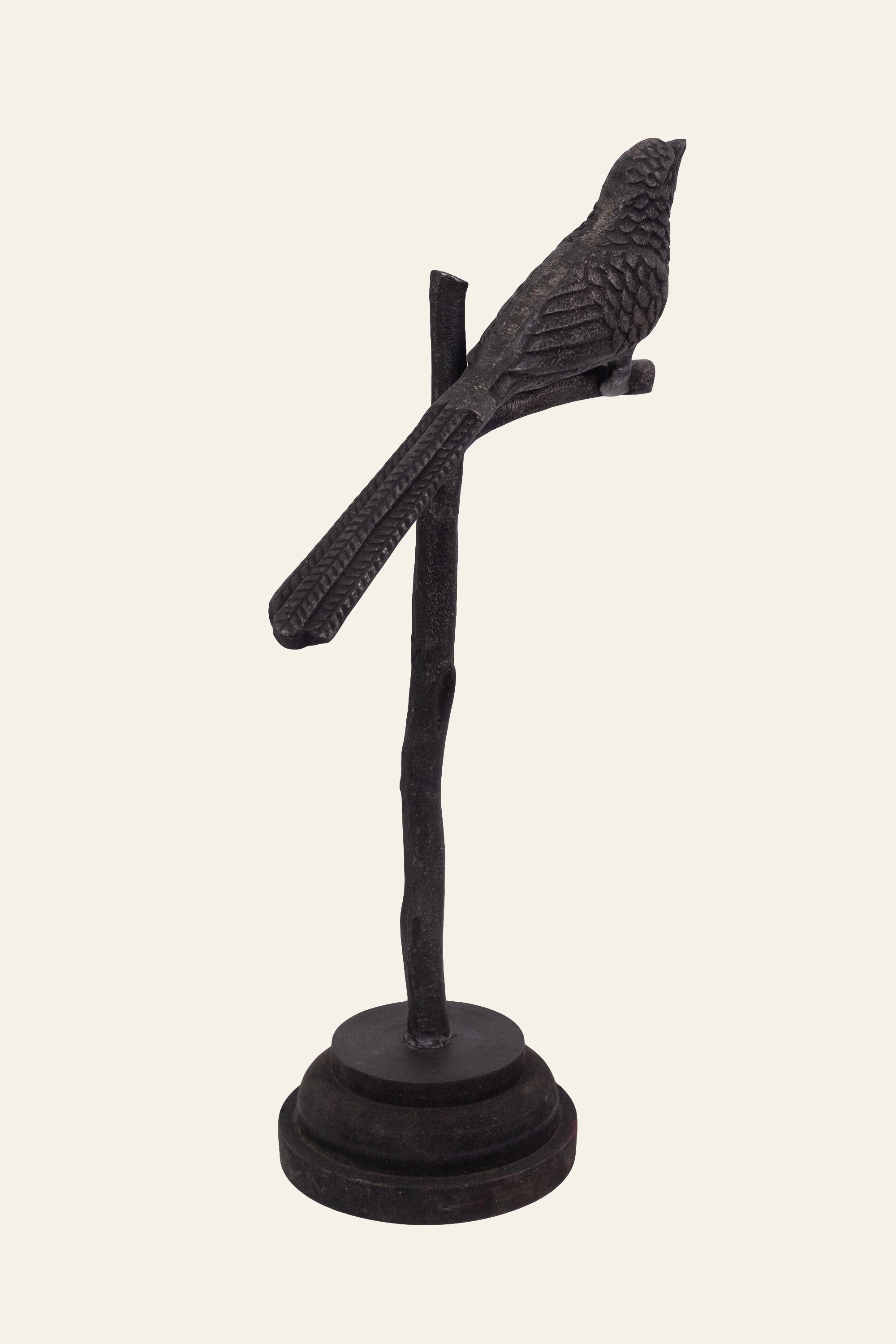 farmhouse tabletop bird décor