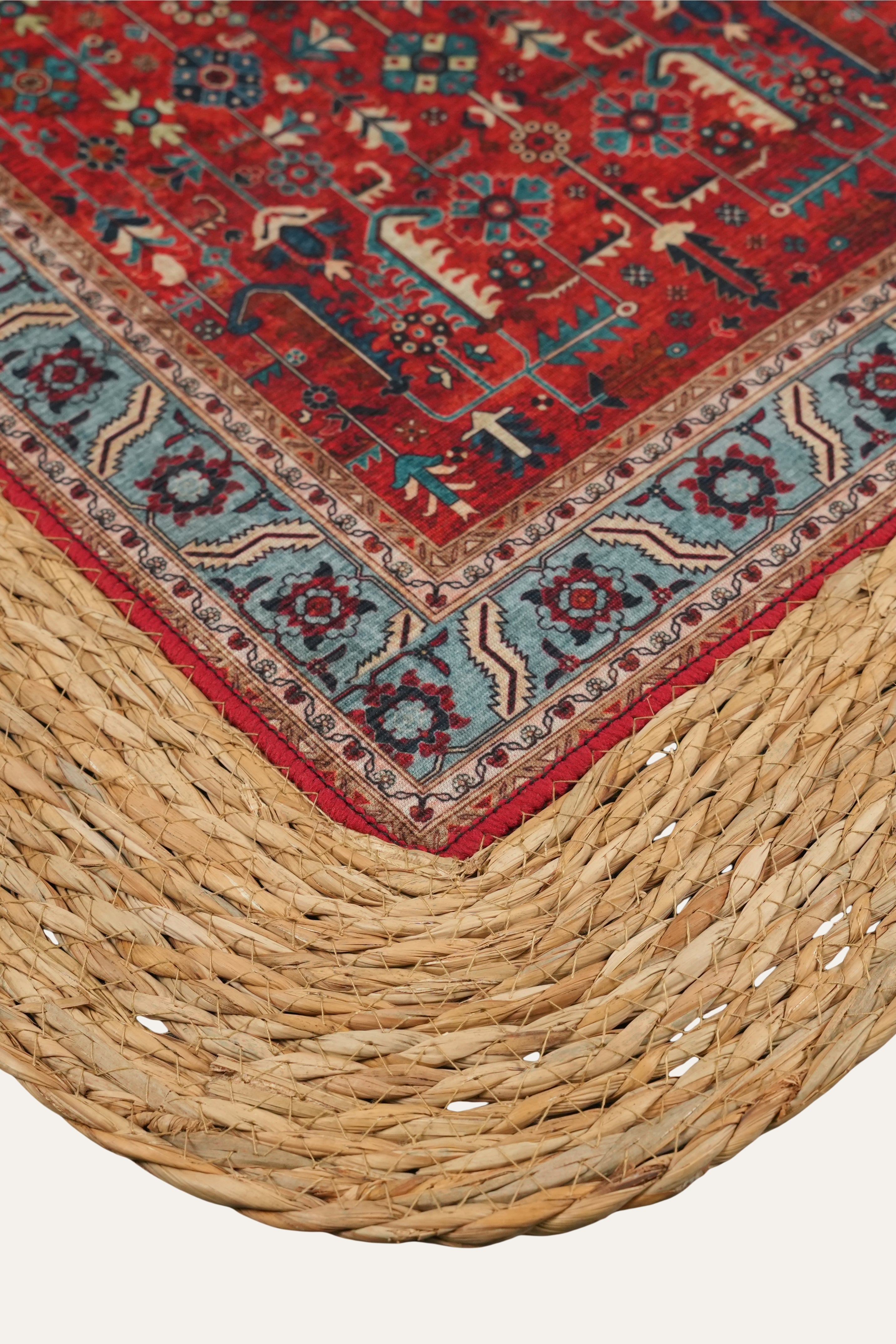 fiber woven floor mat with traditional design