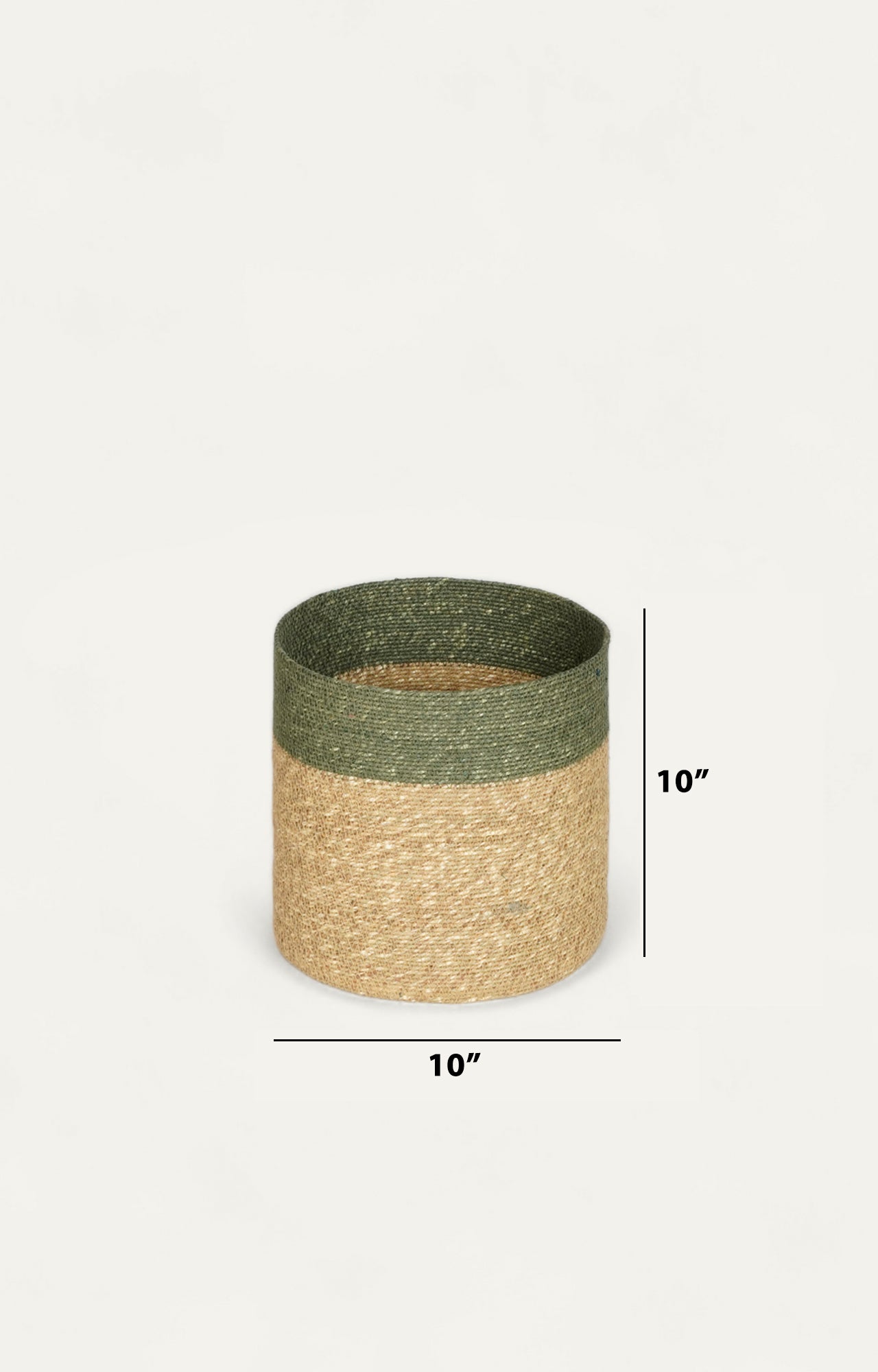 round seagrass basket