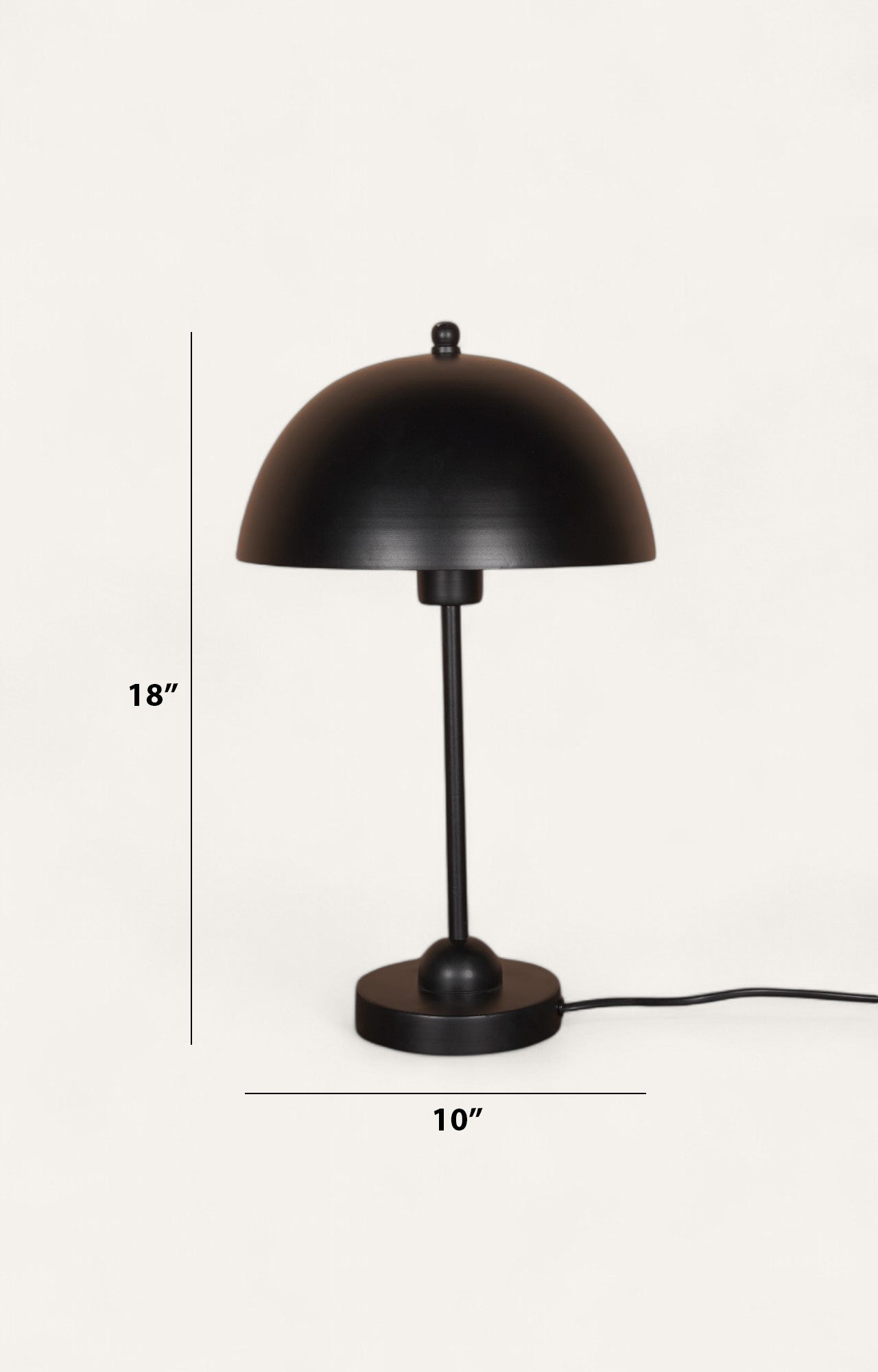 Sleek Black Beauty: Metal Table Lamp