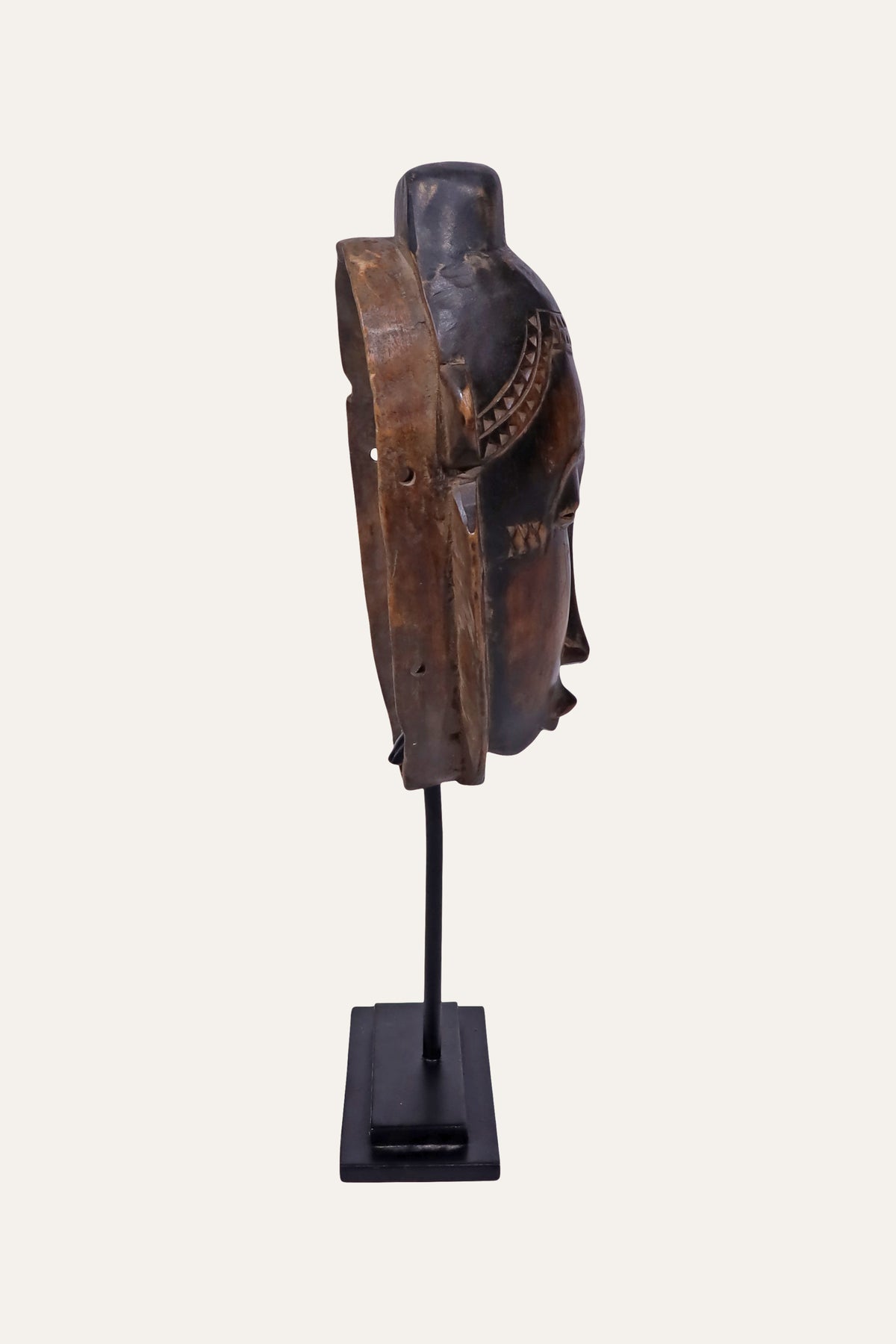 tribal mask sculpture
