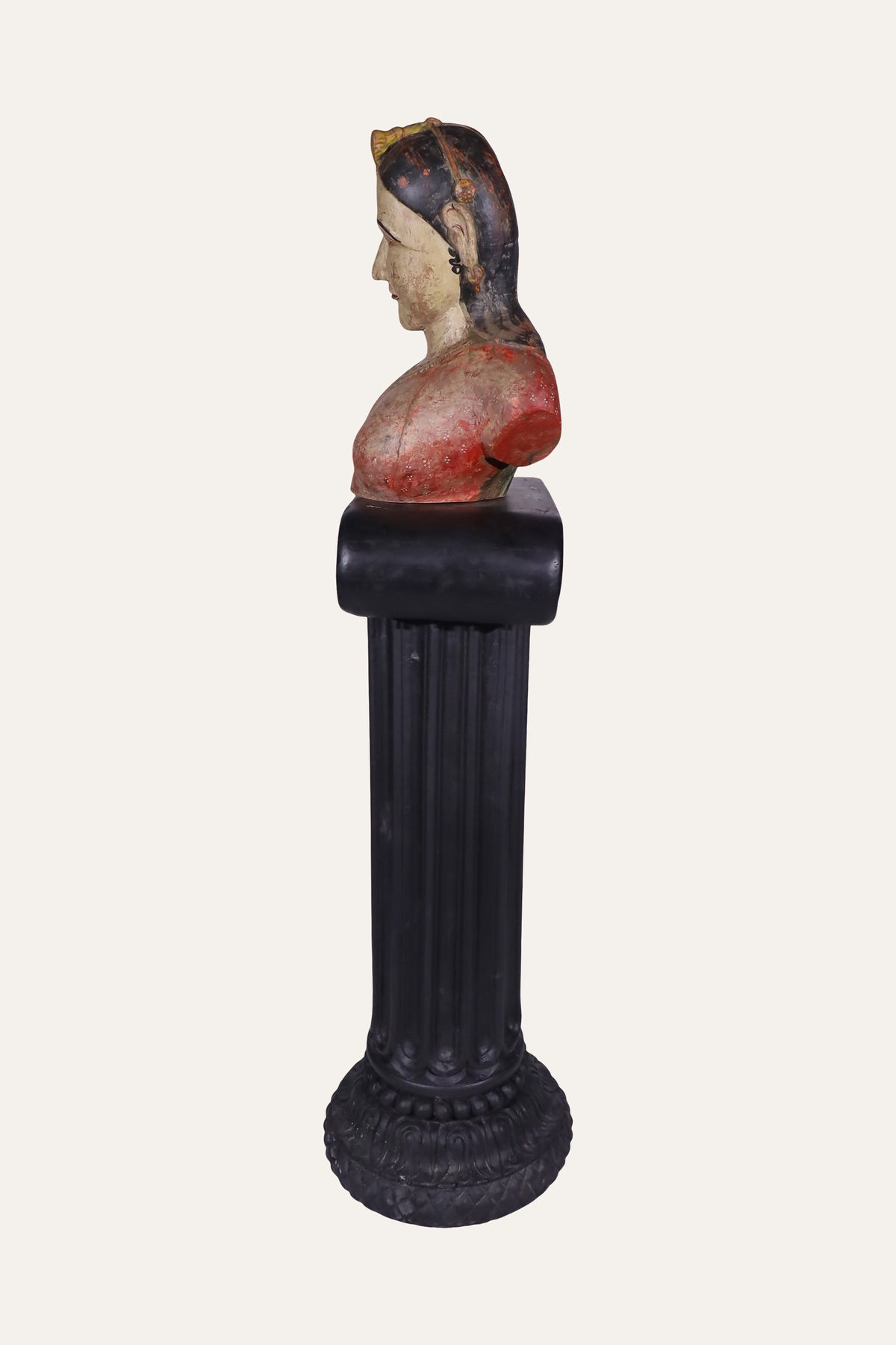 wooden female sculpture