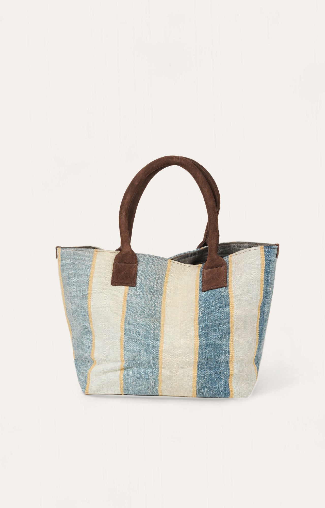 The Versatile Handwoven Tote Bag