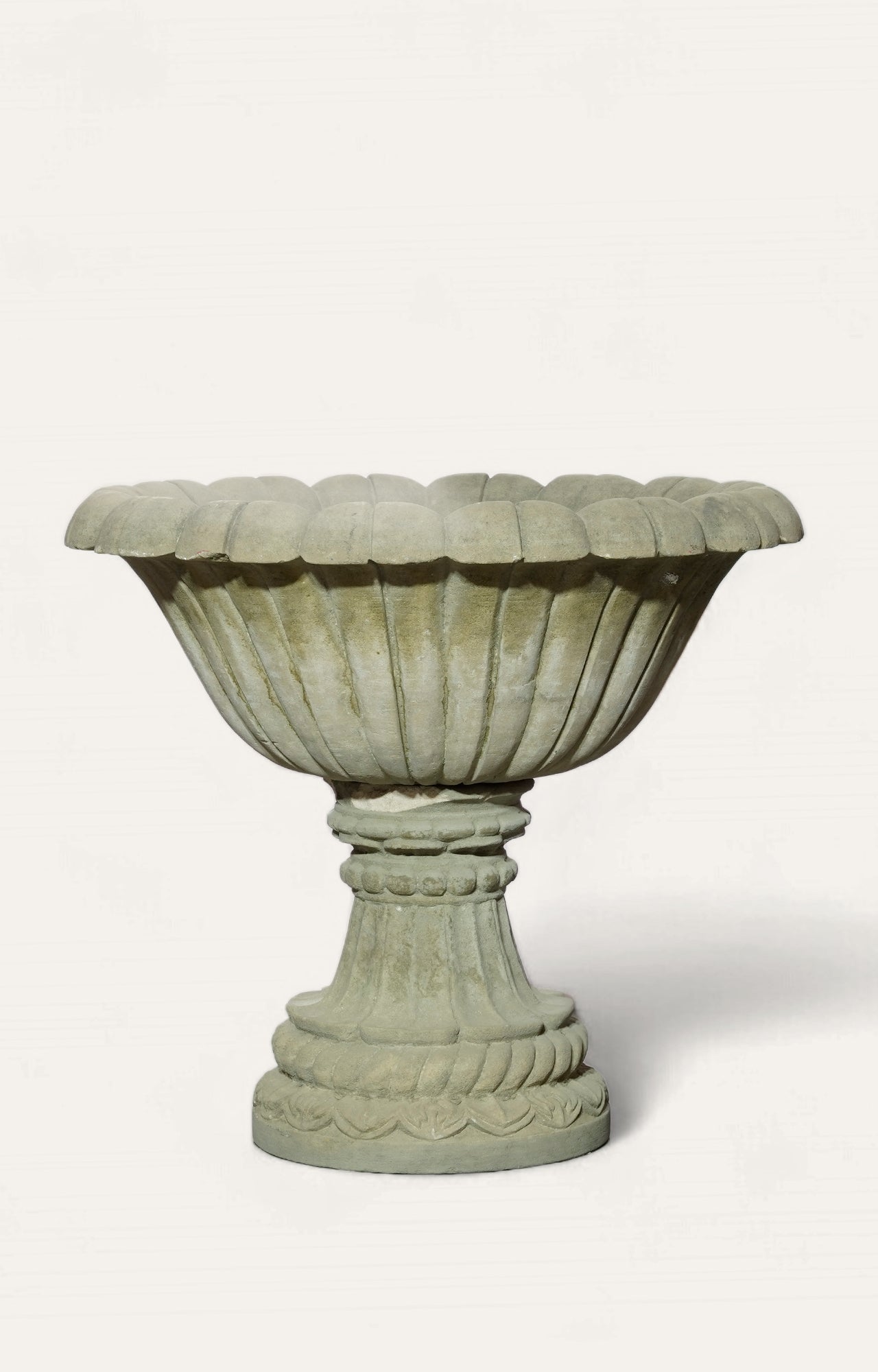 Lotus Long Leaf Urn