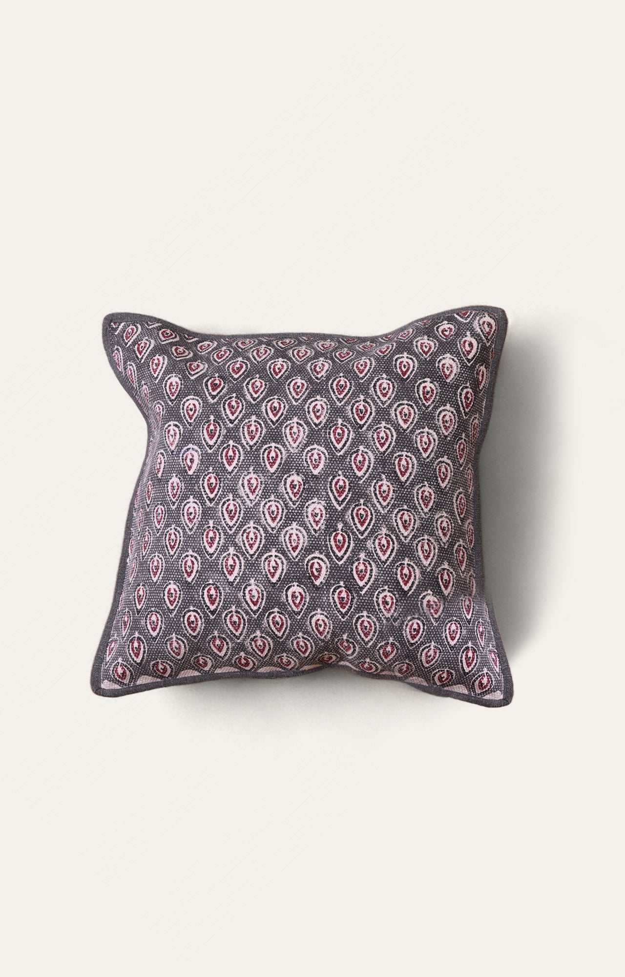 Elegant Grey Patterned Cushion