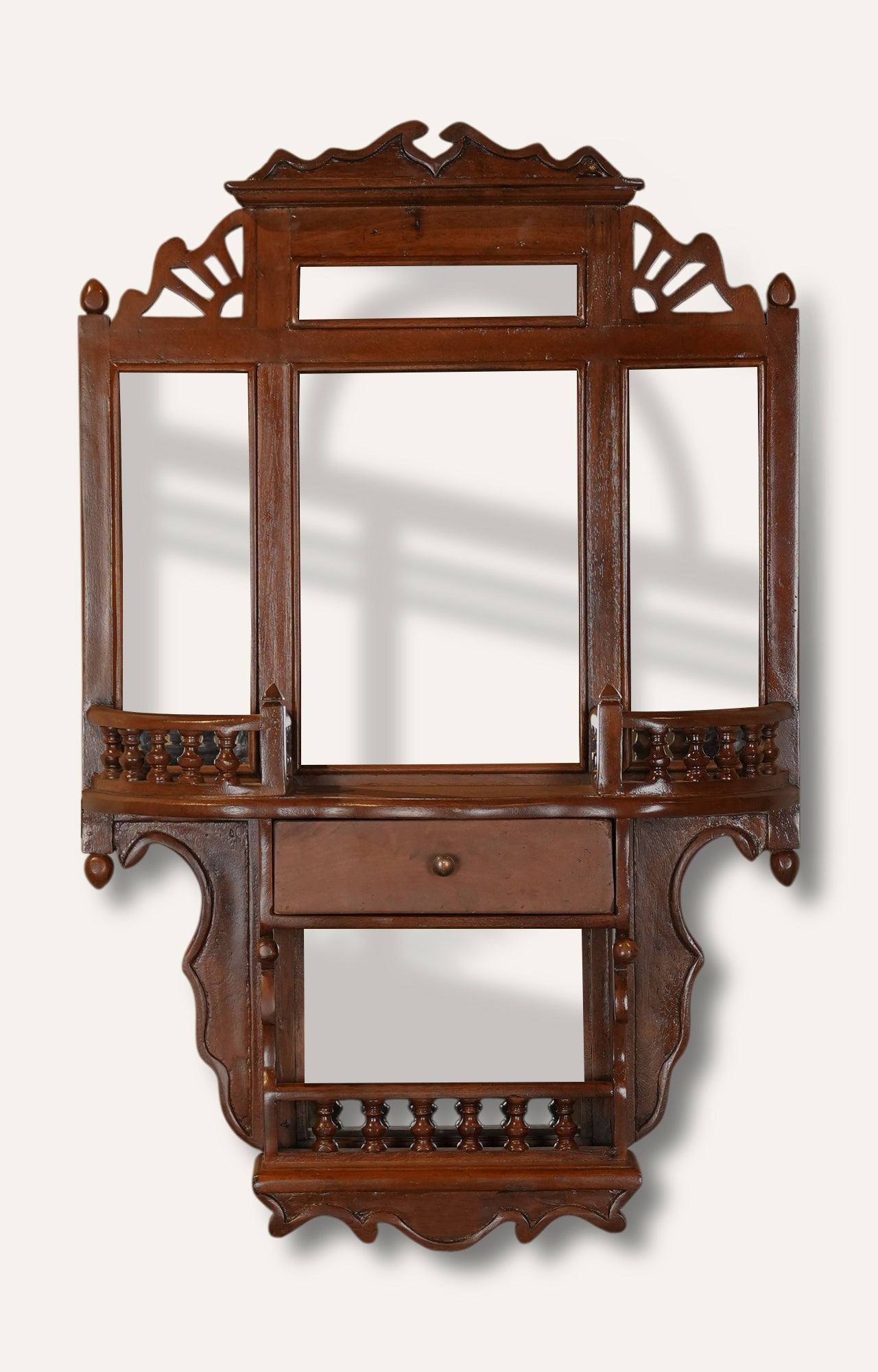 Colonial Mirror