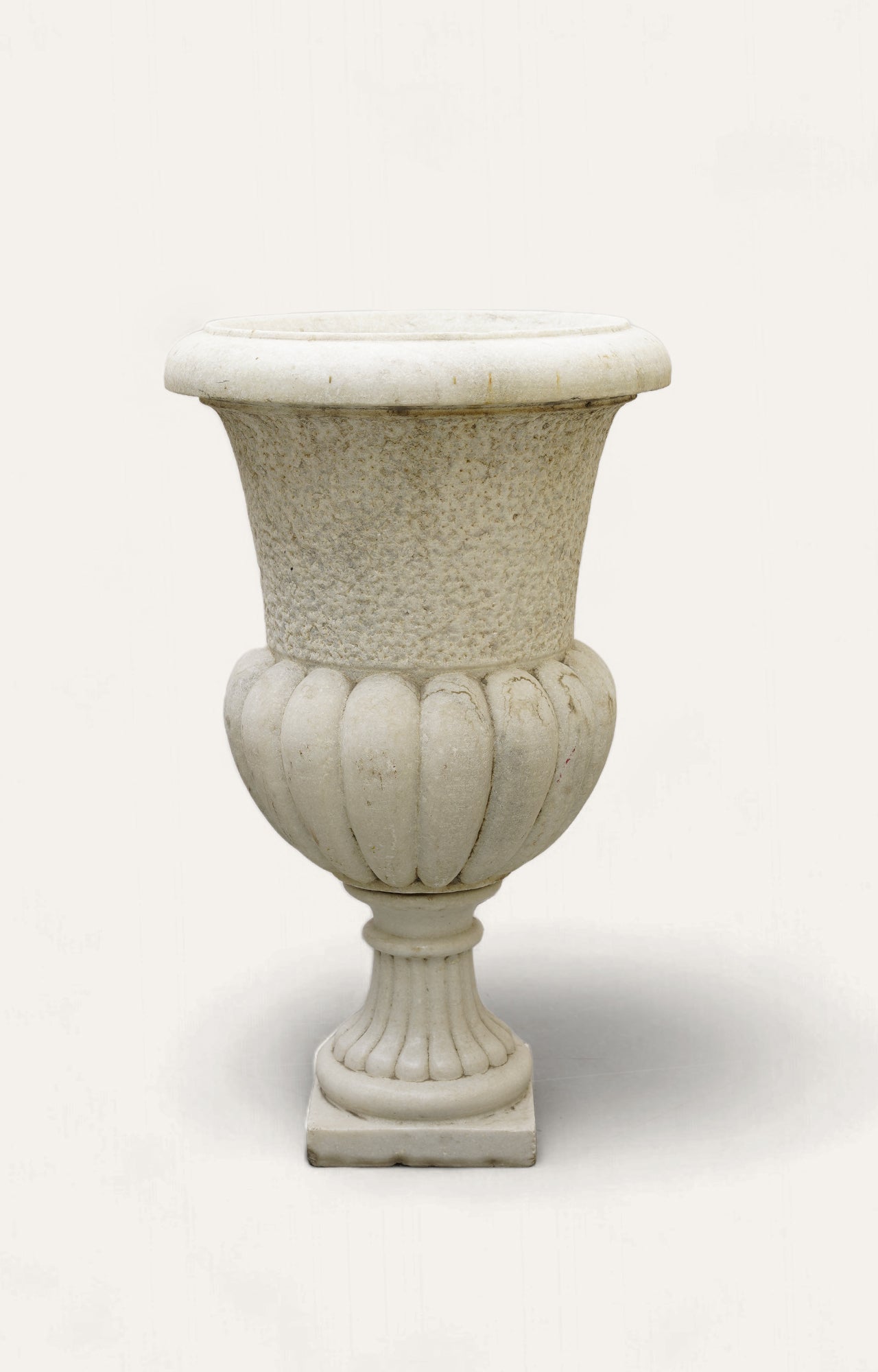 Large 19th century carved white marble  garden urn