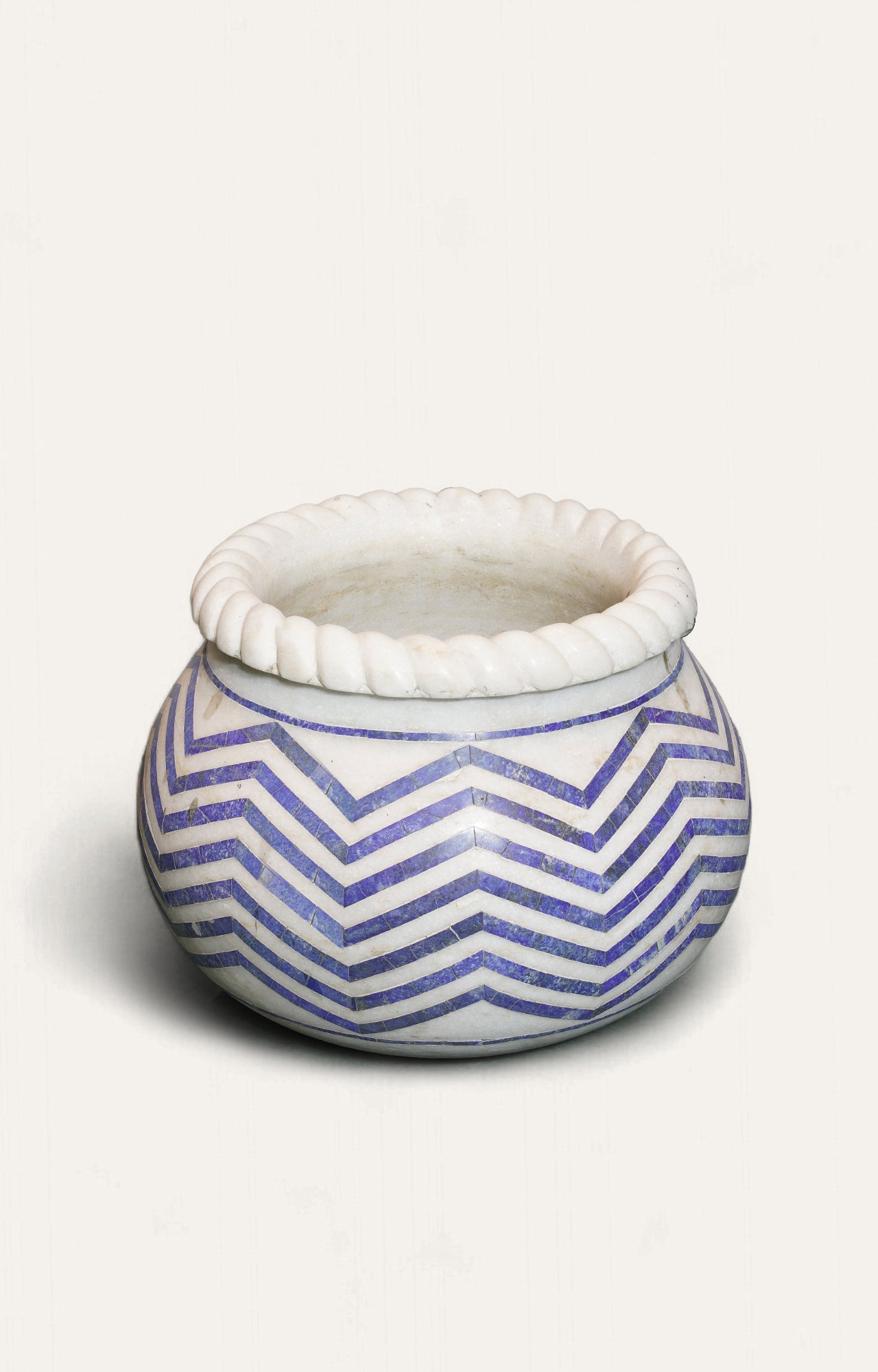 White Marble Planter Inlaid Lapis Lazuli