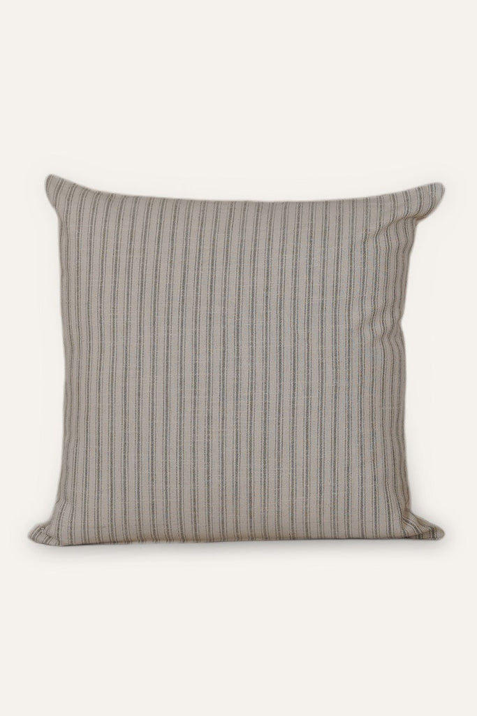 Coast Calmness: Handwoven Linen Cushion Cover