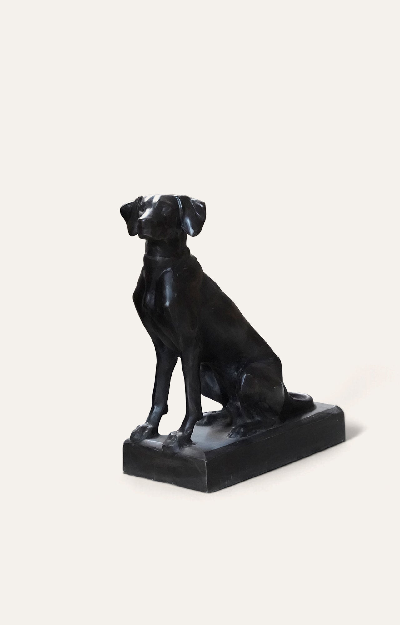 Resin Labrador Dog Statue