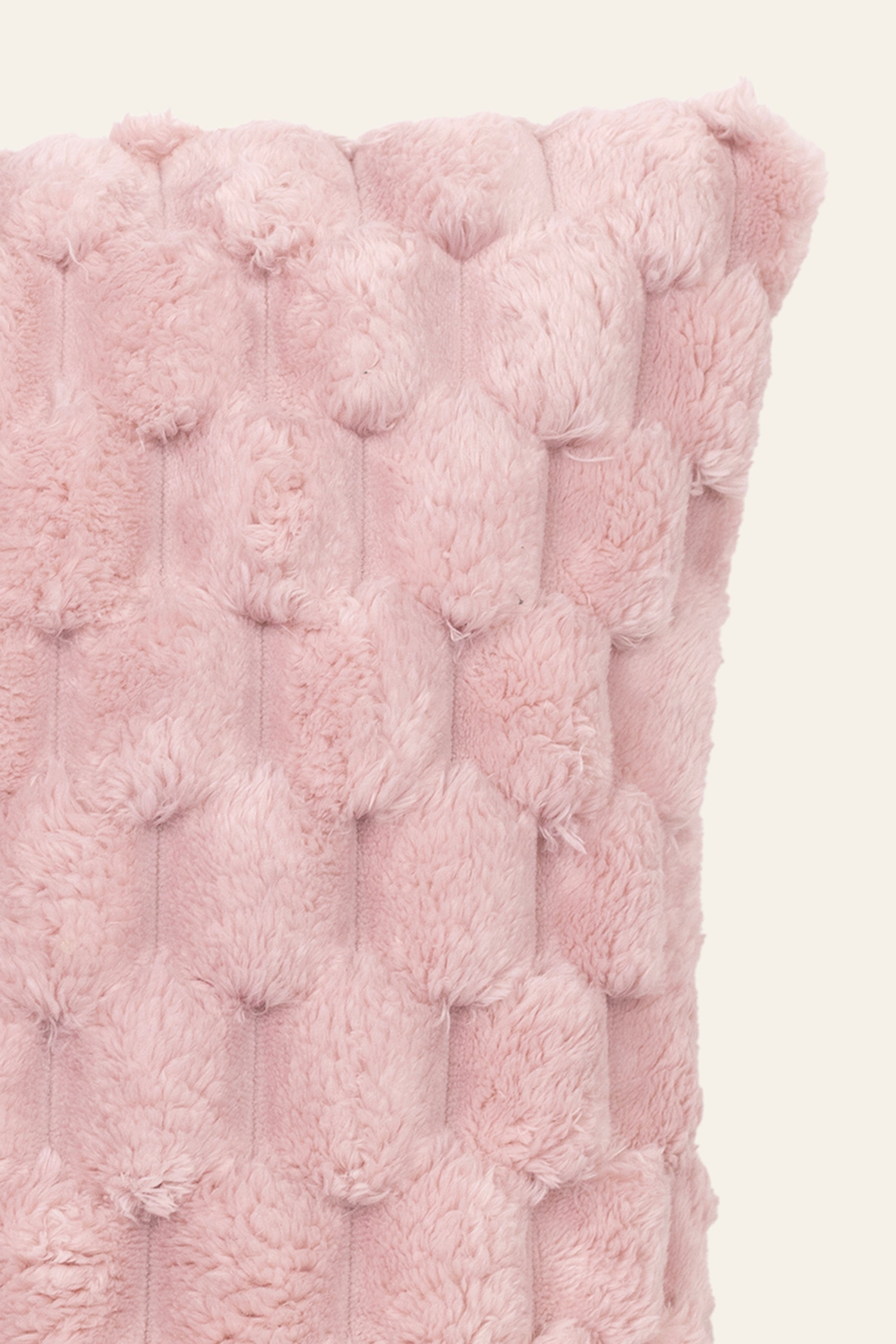 Plush Soft Pineapple Grid Turtle Pattern Cushion - Pink