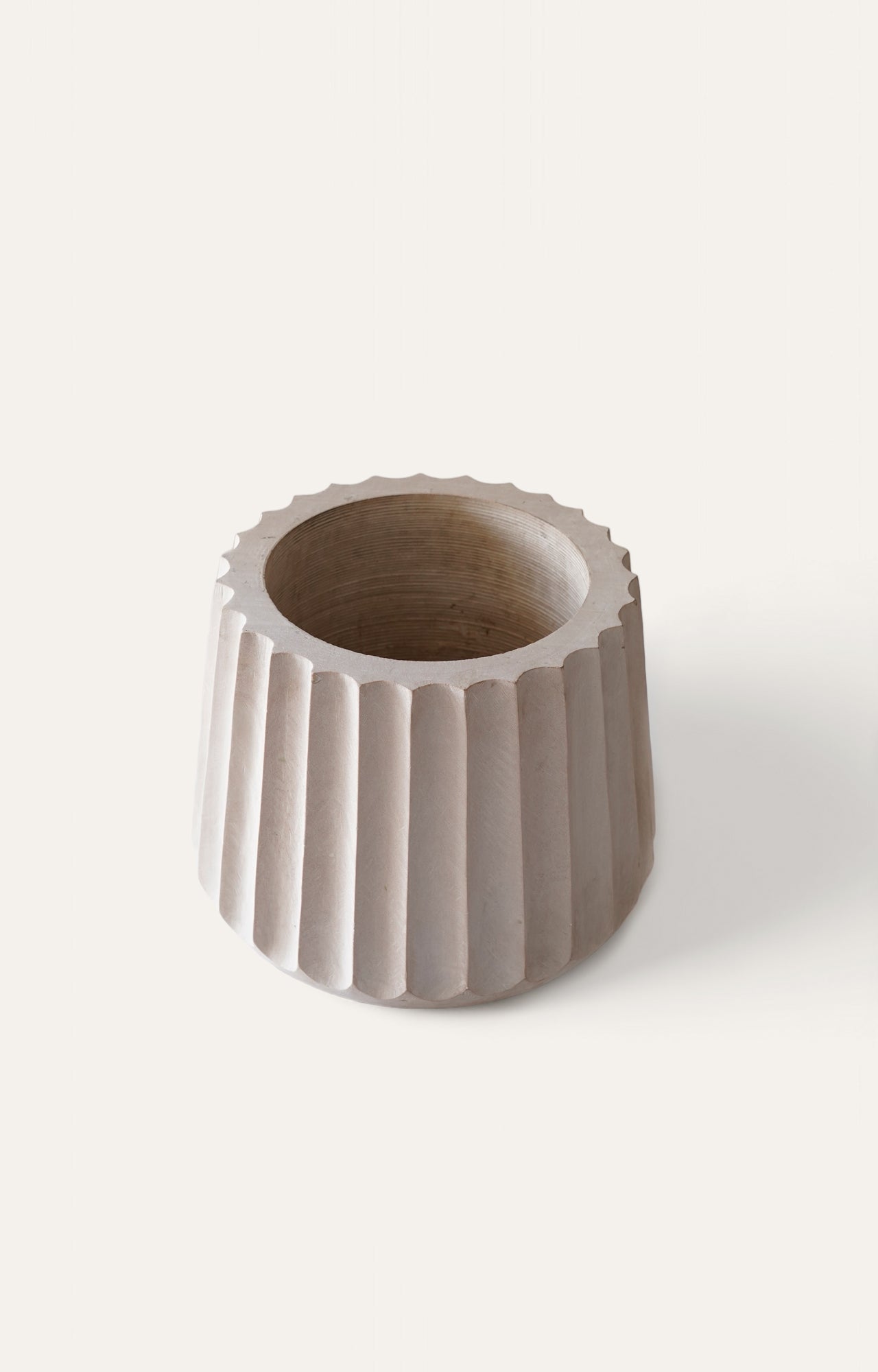 Fluted Pattern Planter