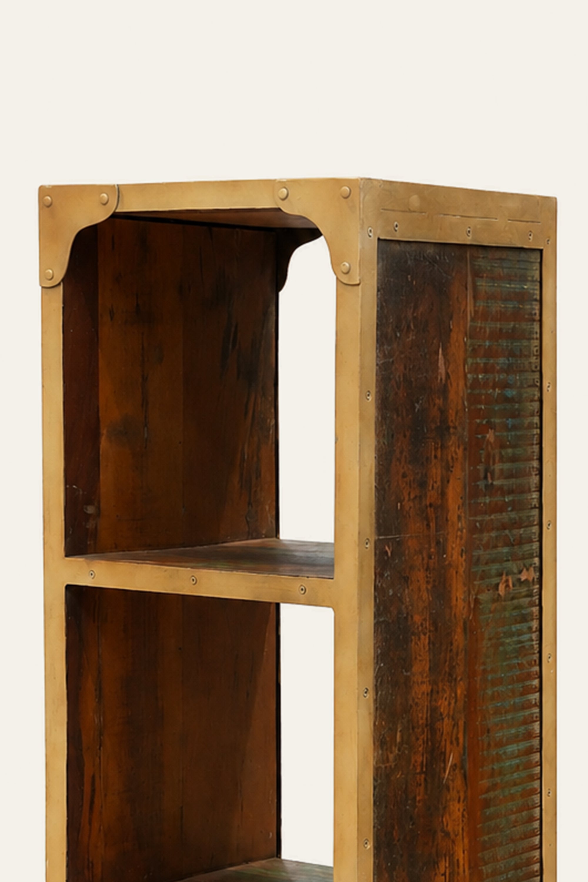 Open-Tier Metal Shelf for Living Room Corners