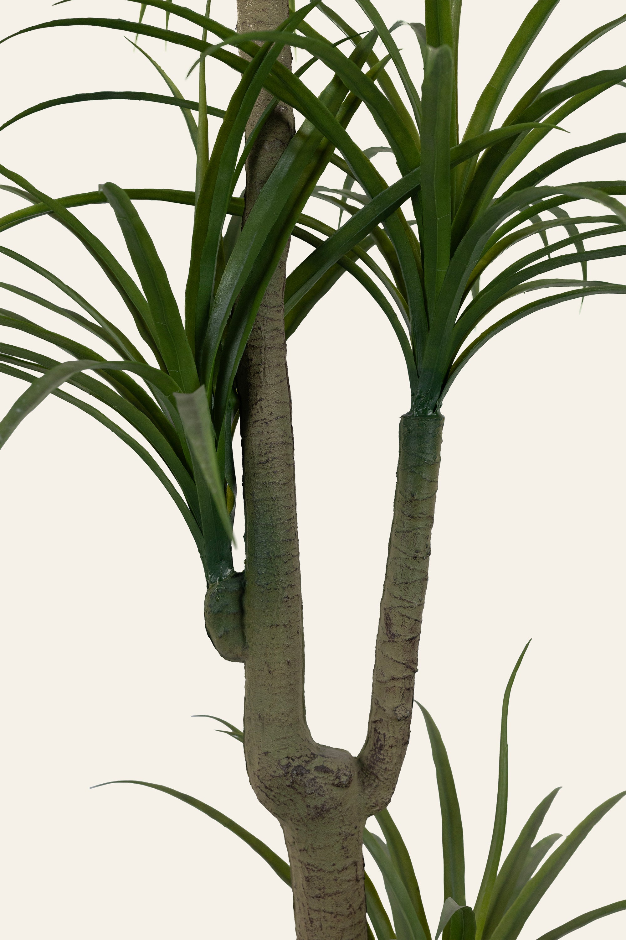 Artificial Potted Plant with Realistic Foliage
