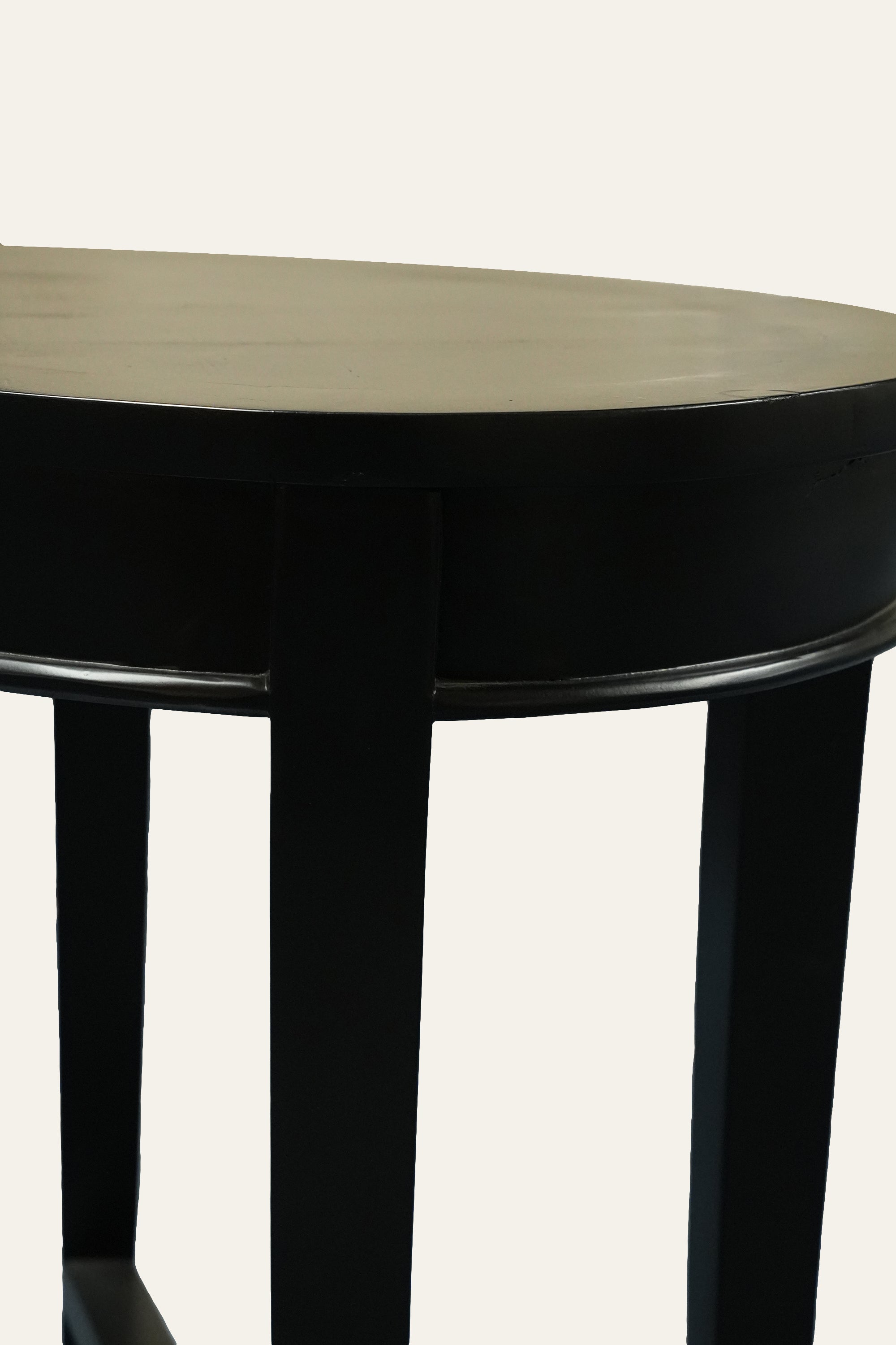 Compact Black Round Side Table for Sofa Corners