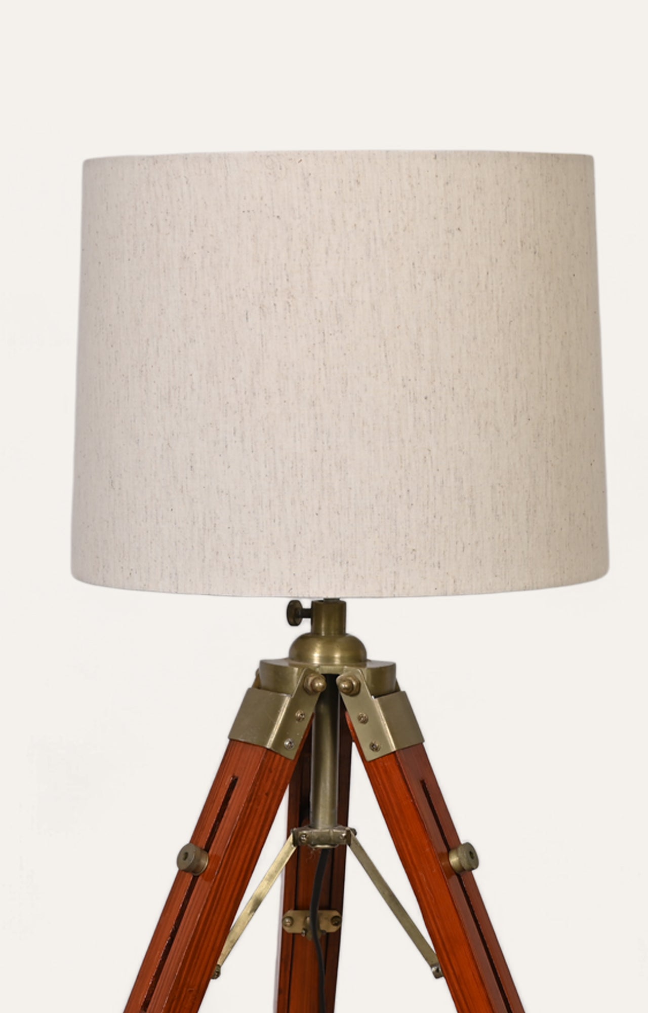 Wood lamp