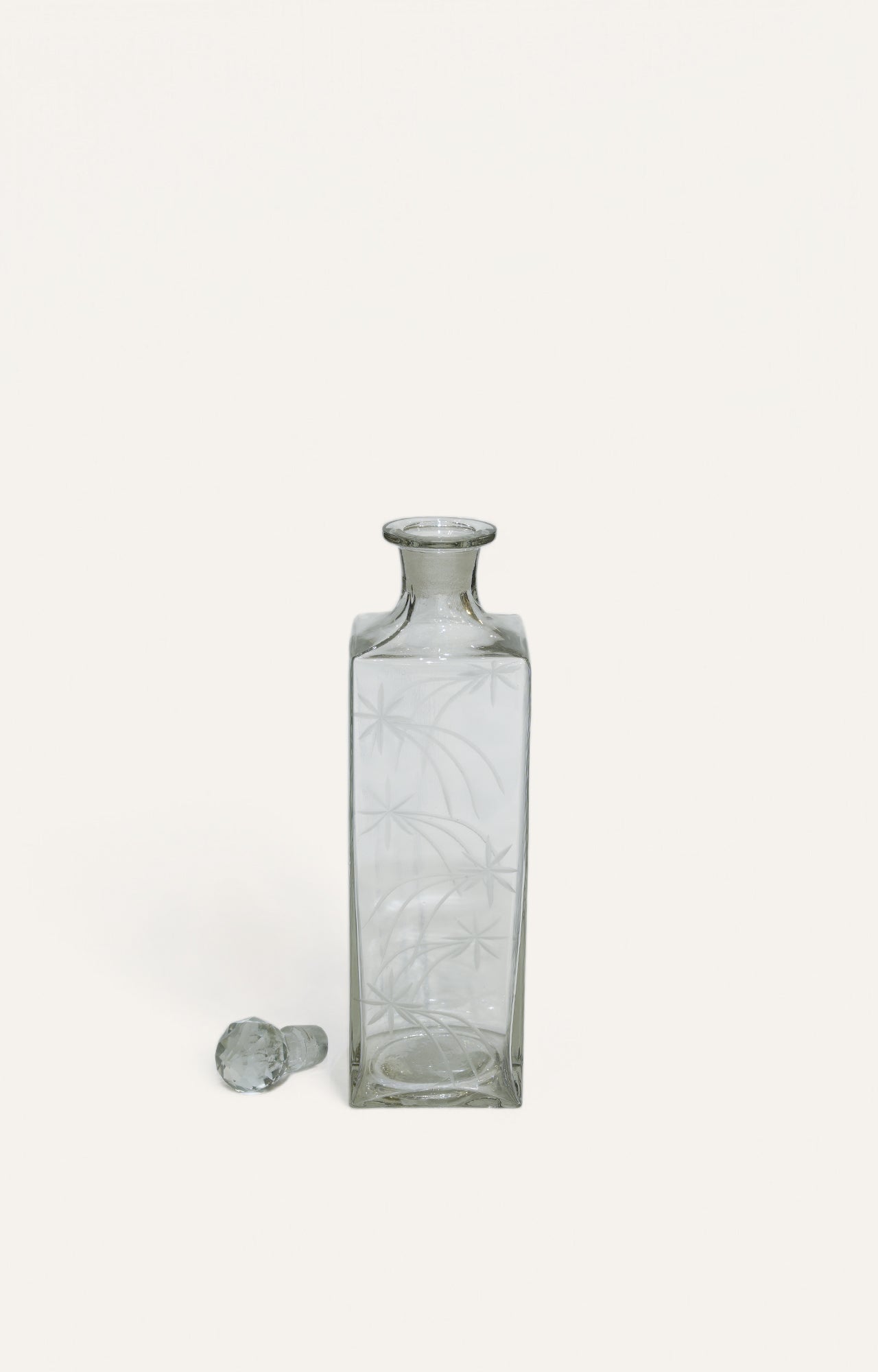 Cressida transparent glass decanter