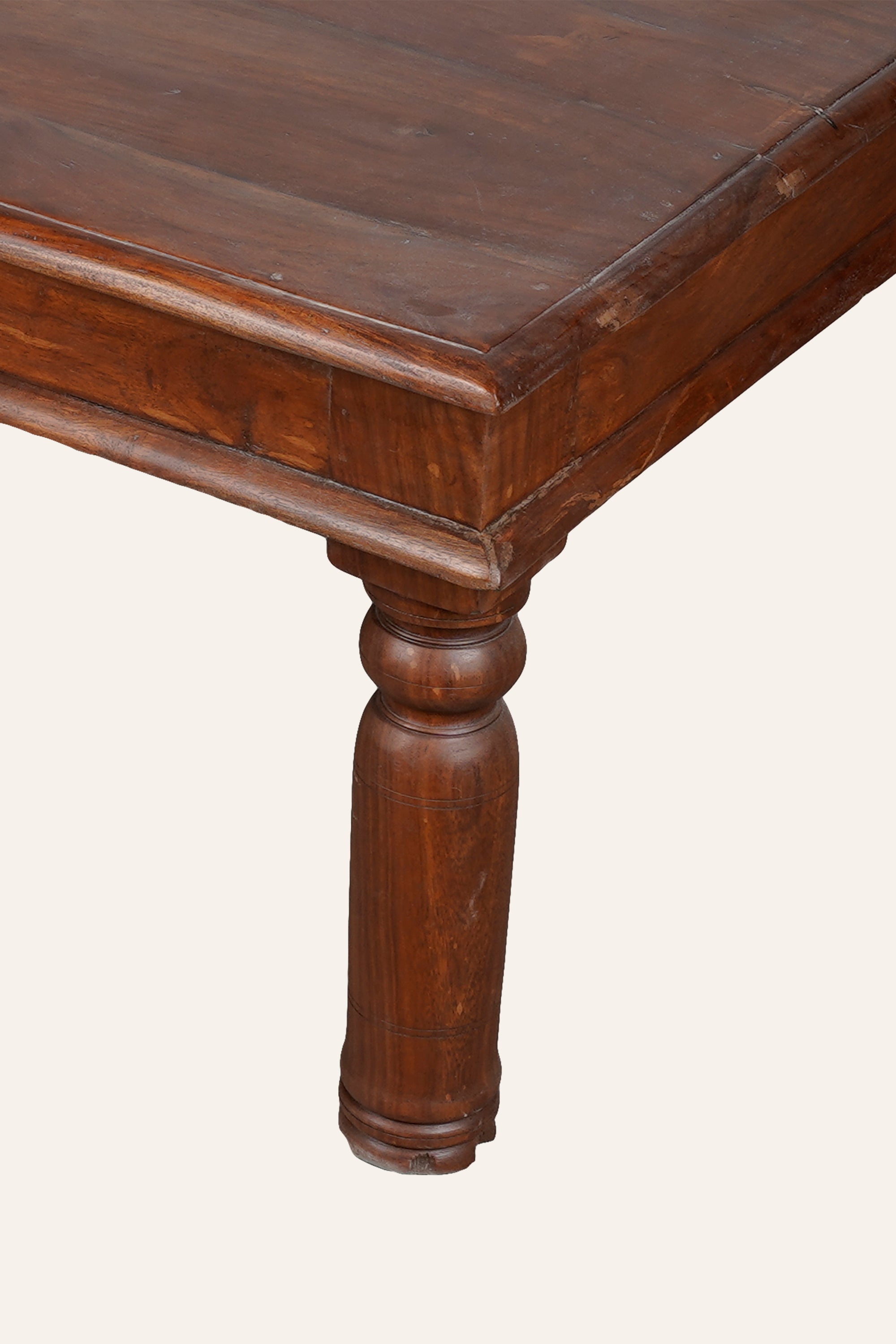 Minimalistic Rectangular Vintage Style Coffee Table