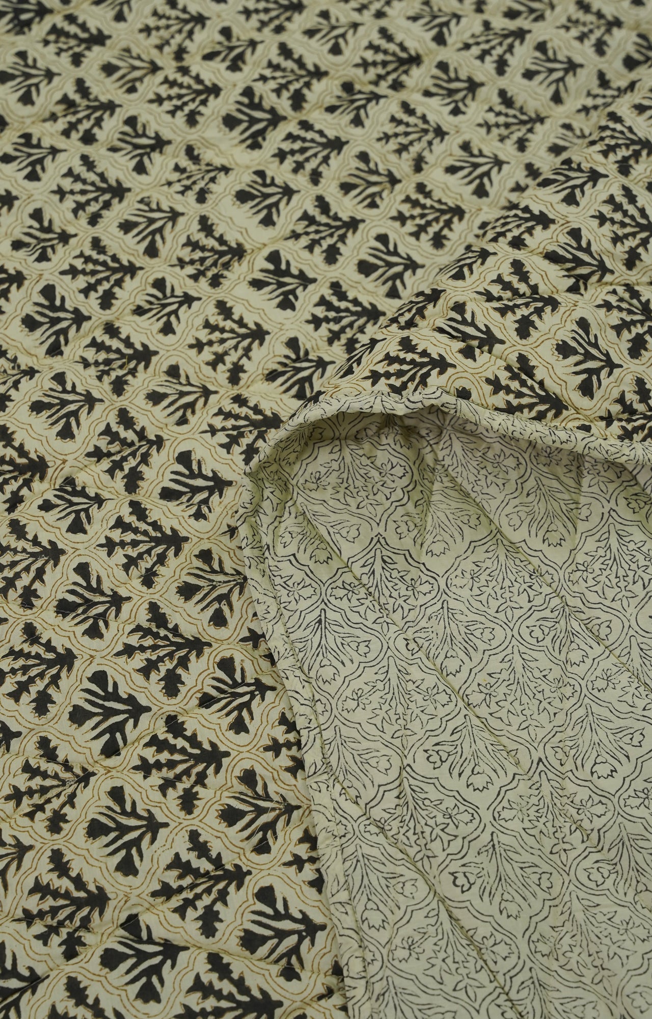 Mughal Floral Cotton Quilt