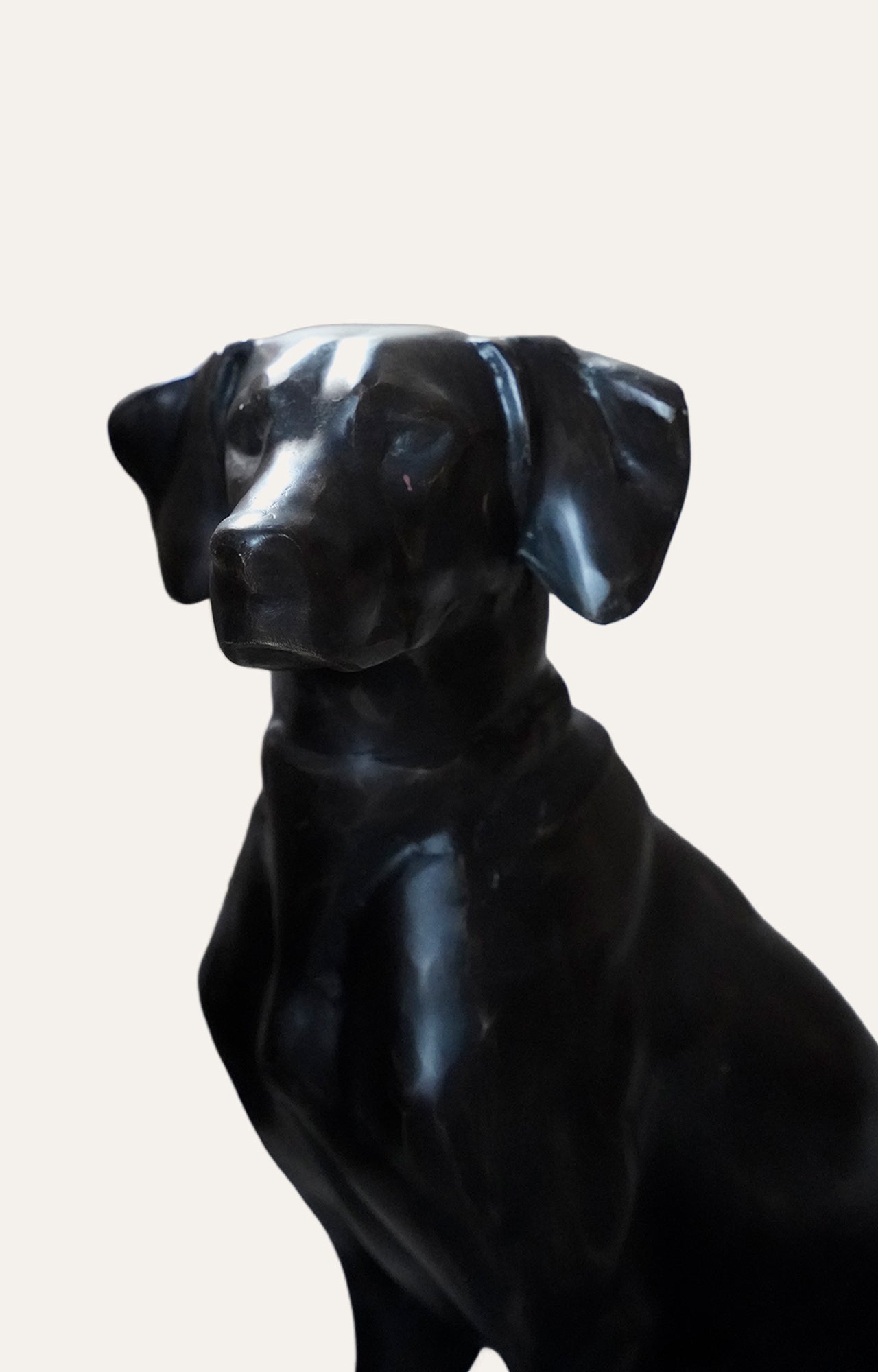 Resin Labrador Dog Statue