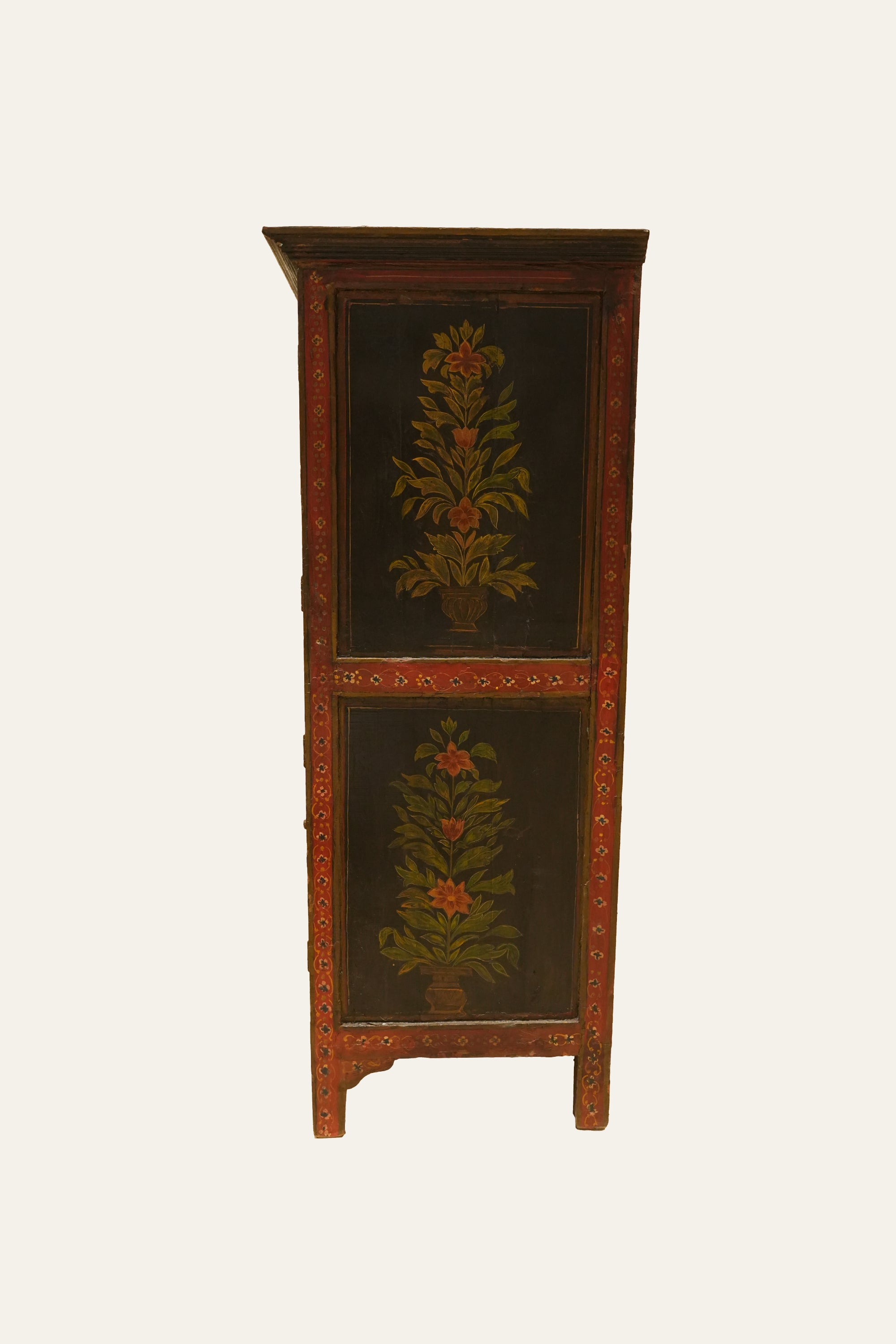 Traditional Indian Style Sunburst Panel Cabinet for Home