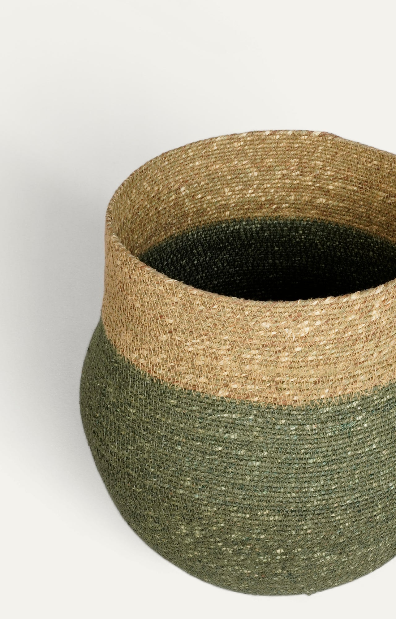 Light Brown Seagrass Belly Basket