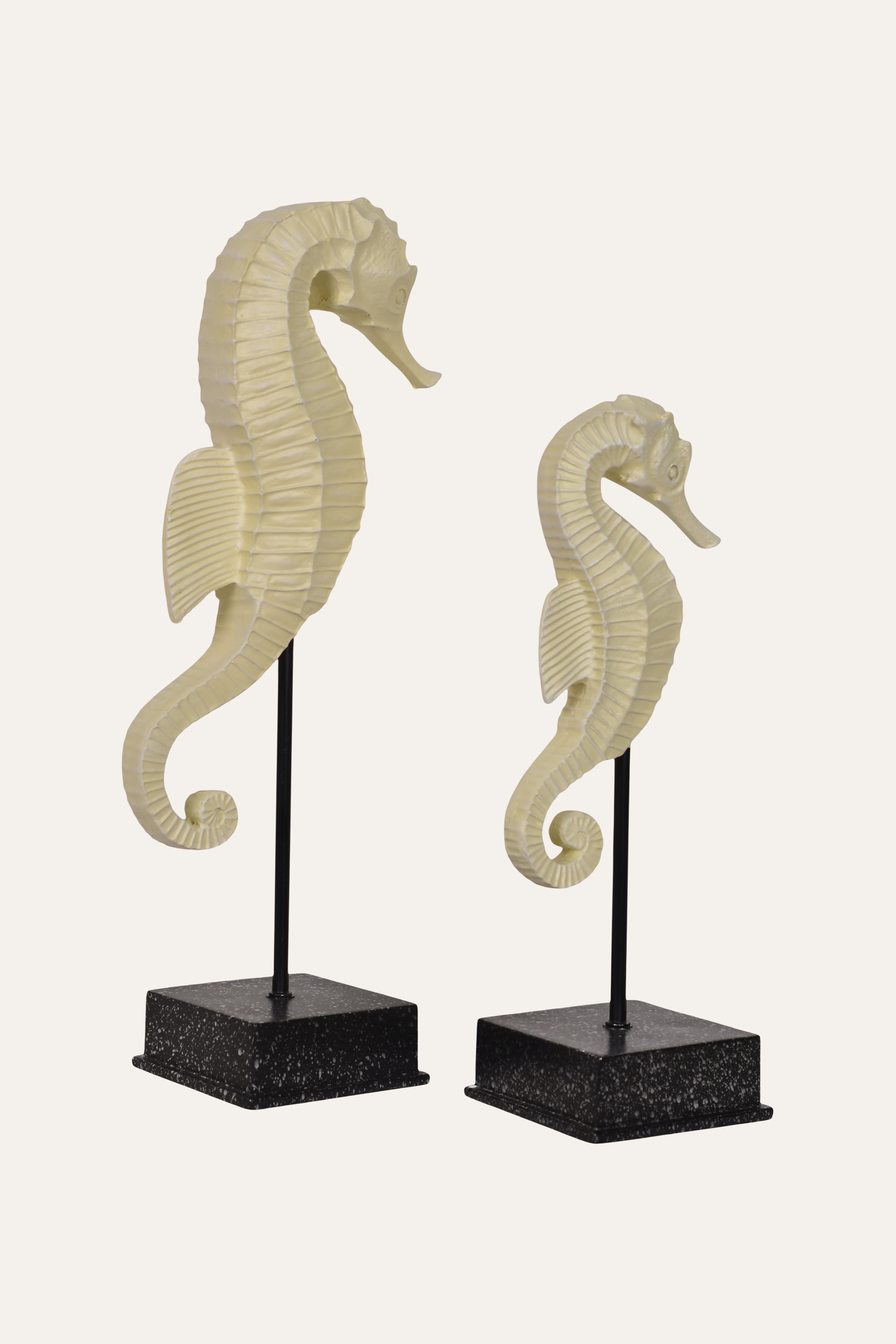 decorative seahorse statues