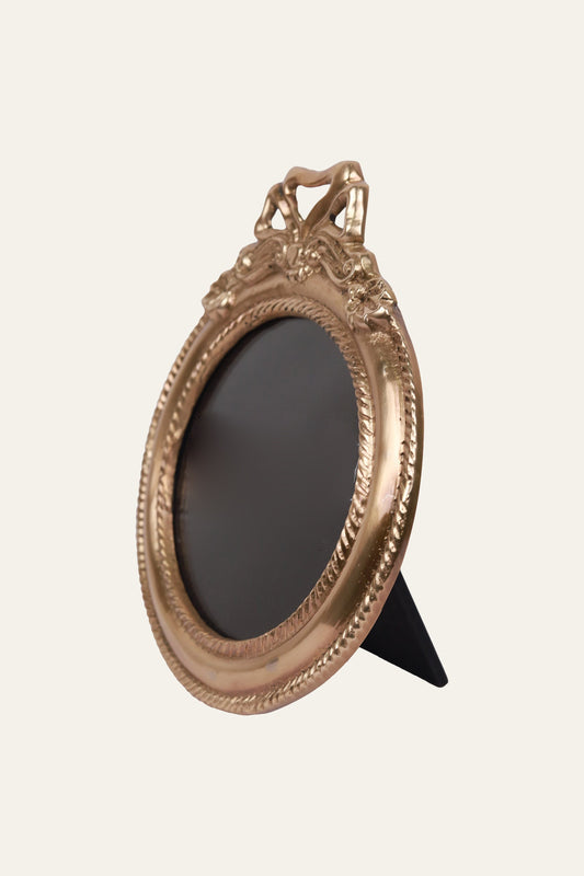 Antique brass round photo frame