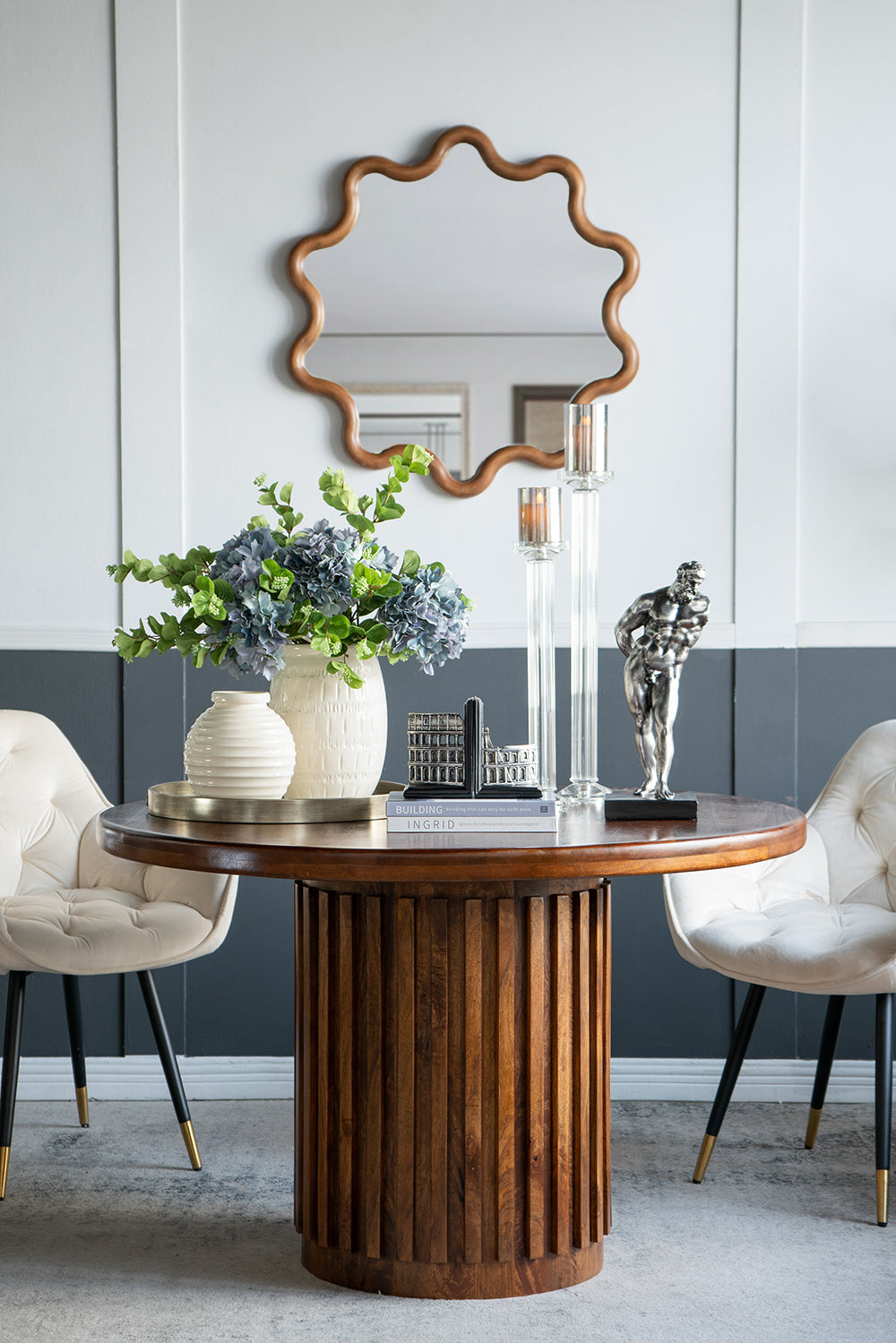 Colosseum Statue Bookend