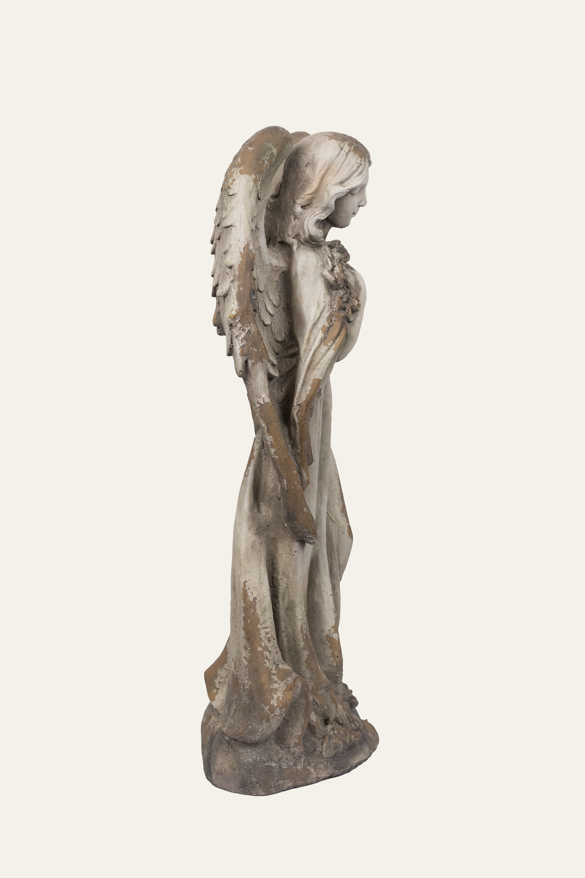 Statue of an angel 